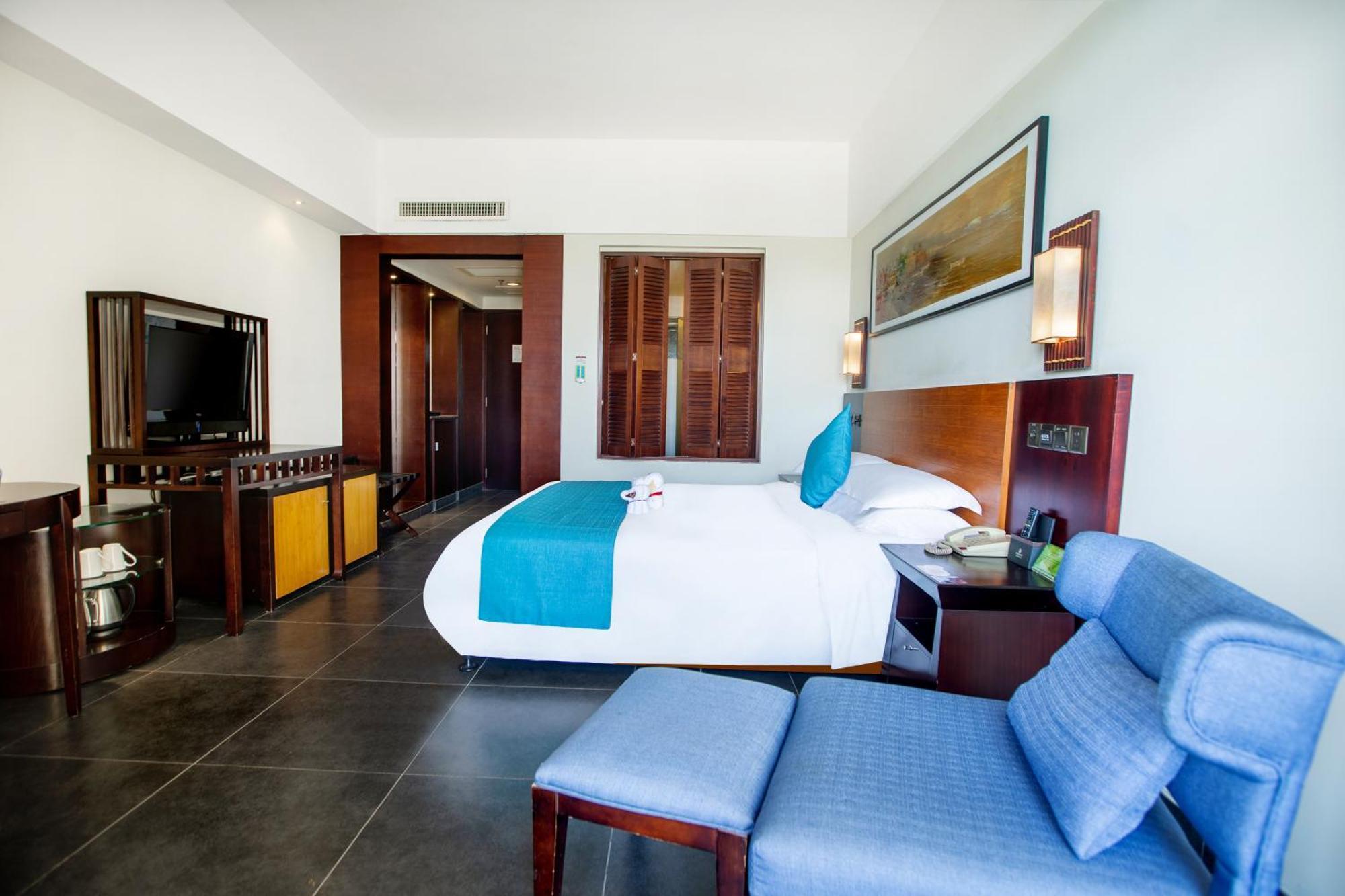 Selected King room Sea View