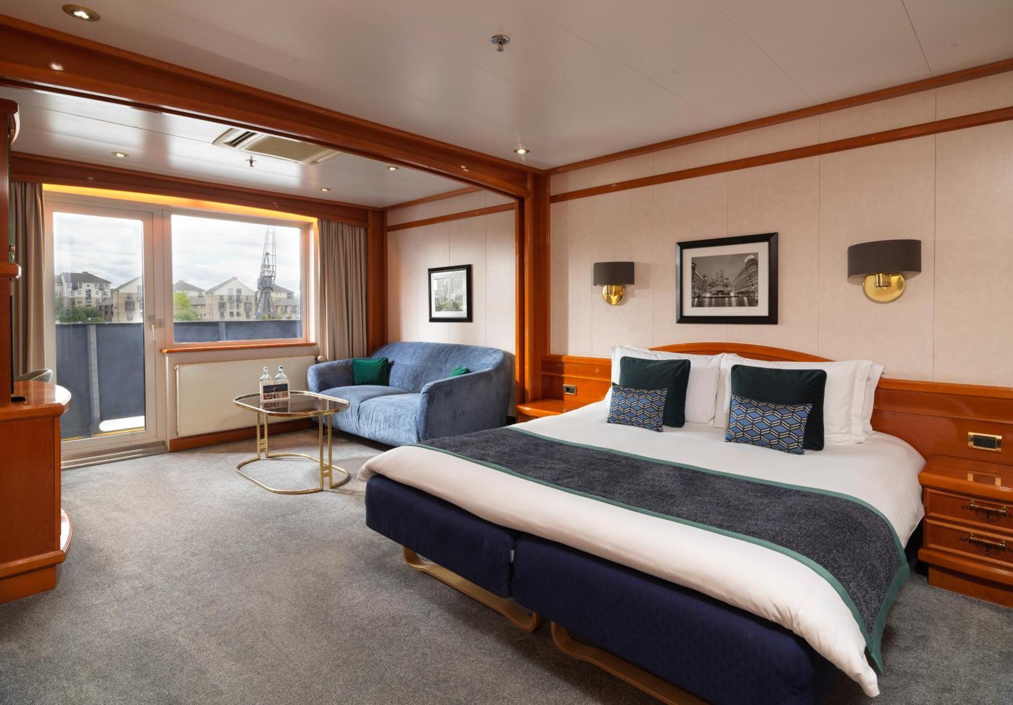 Executive King Room River View