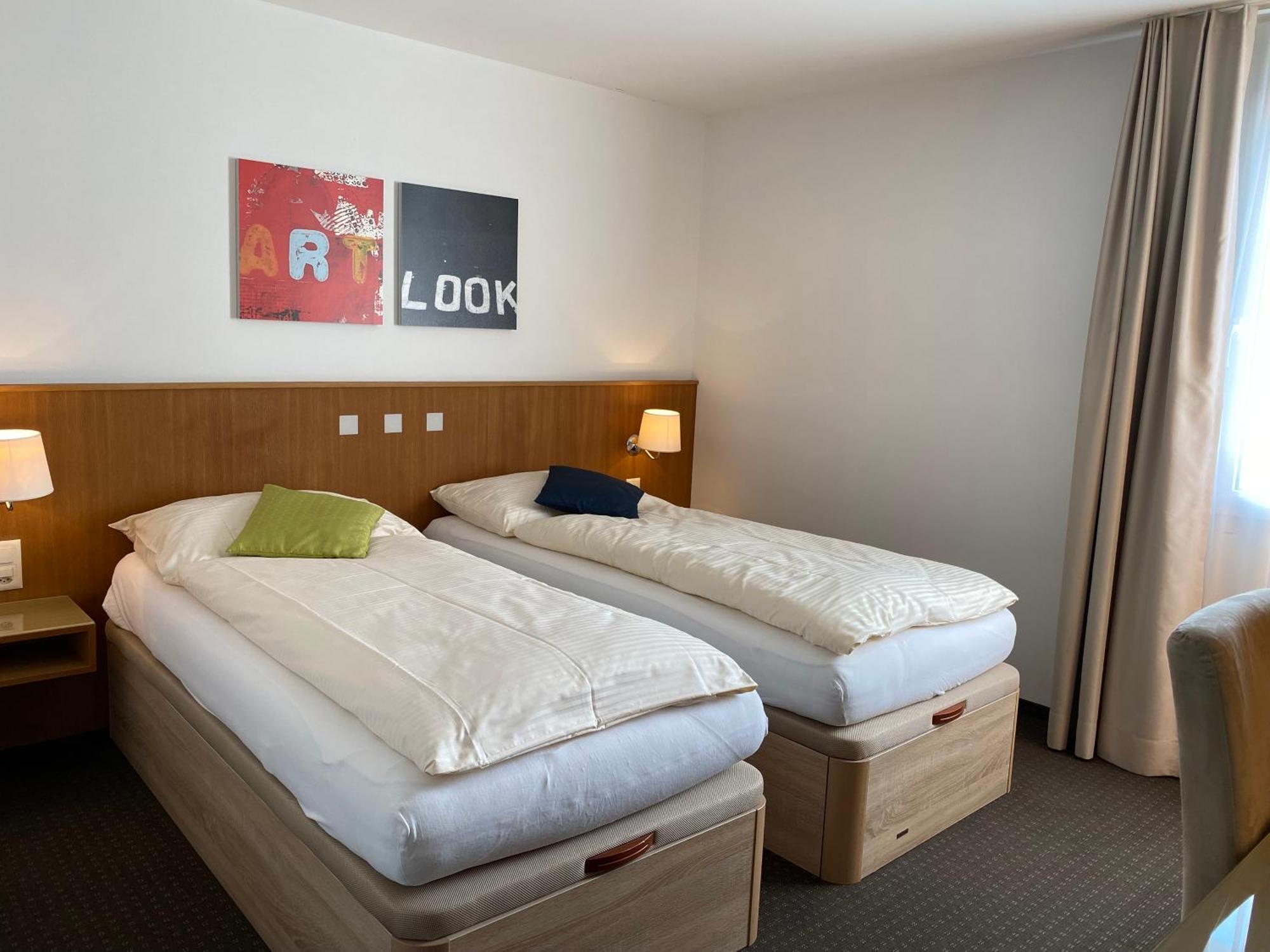 Chambre Affaires Lits Jumeaux