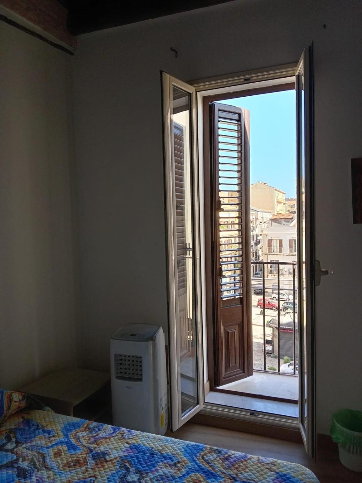 Double Room with Private External Bathroom
