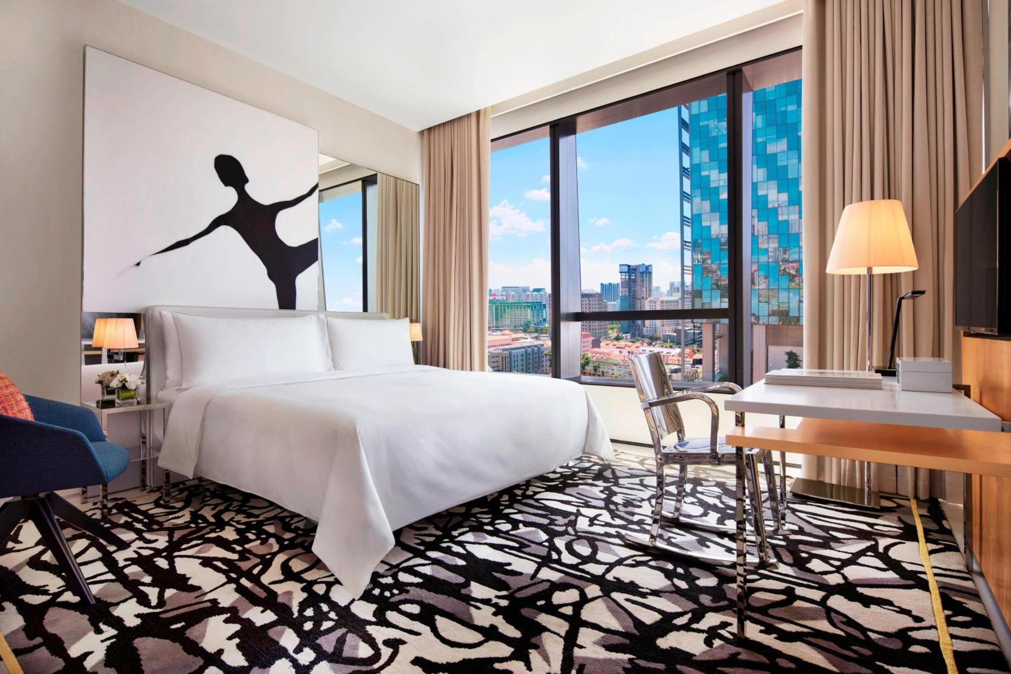 Deluxe Guest Room 1 King