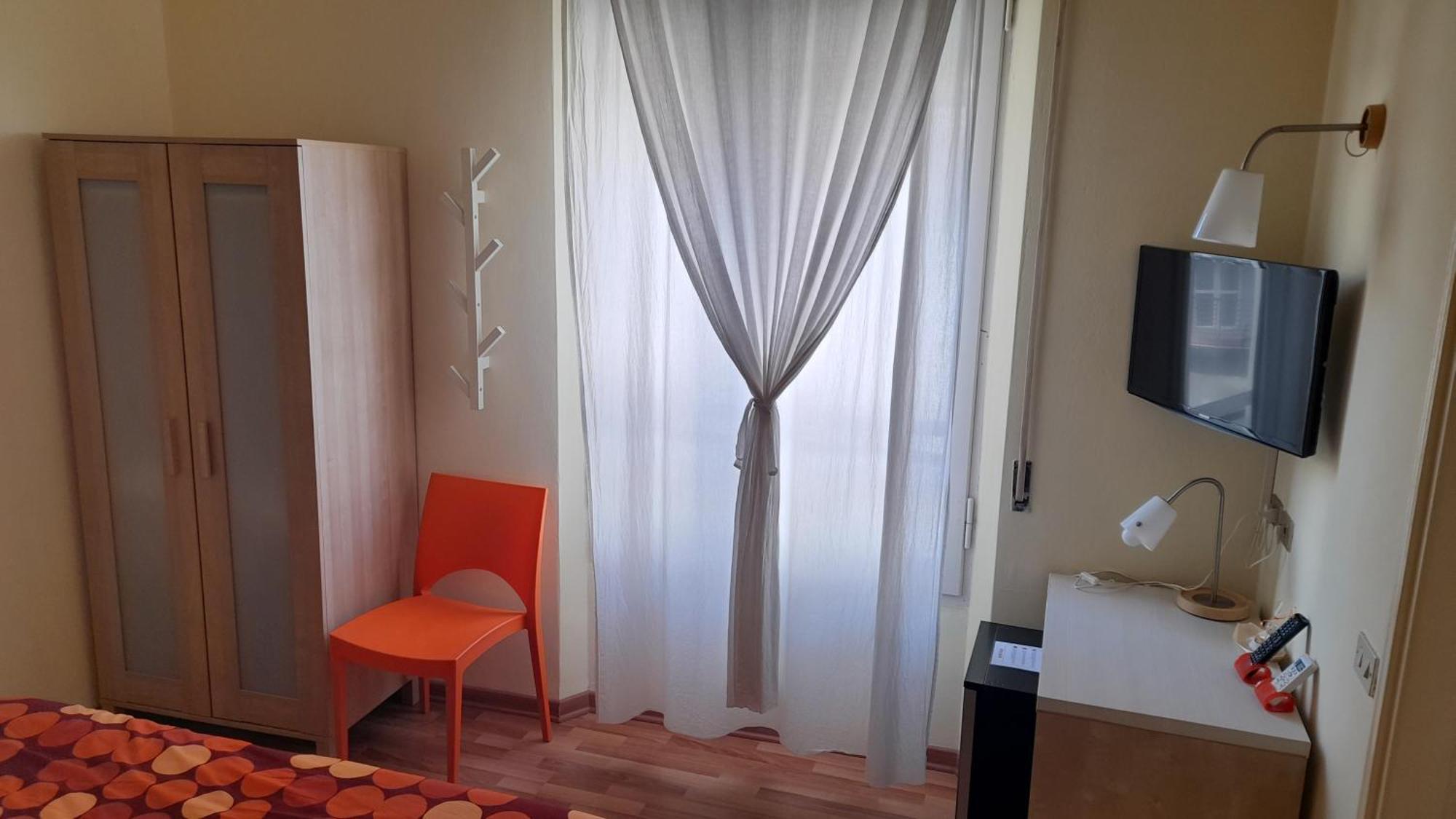 Economy Double Room,1538459809:JPEG