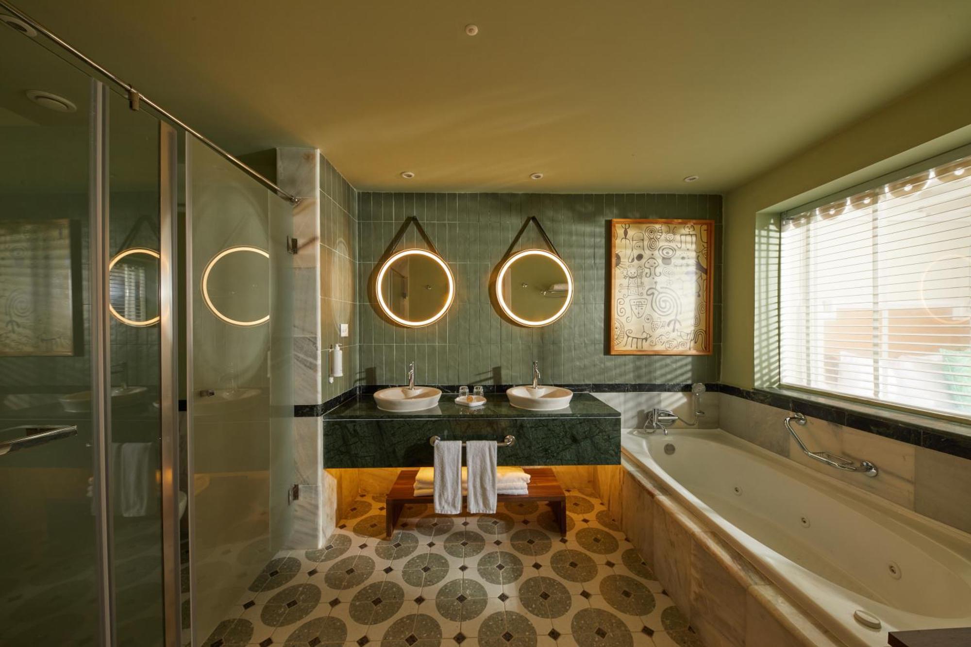 Junior Suite Deluxe Swim Up