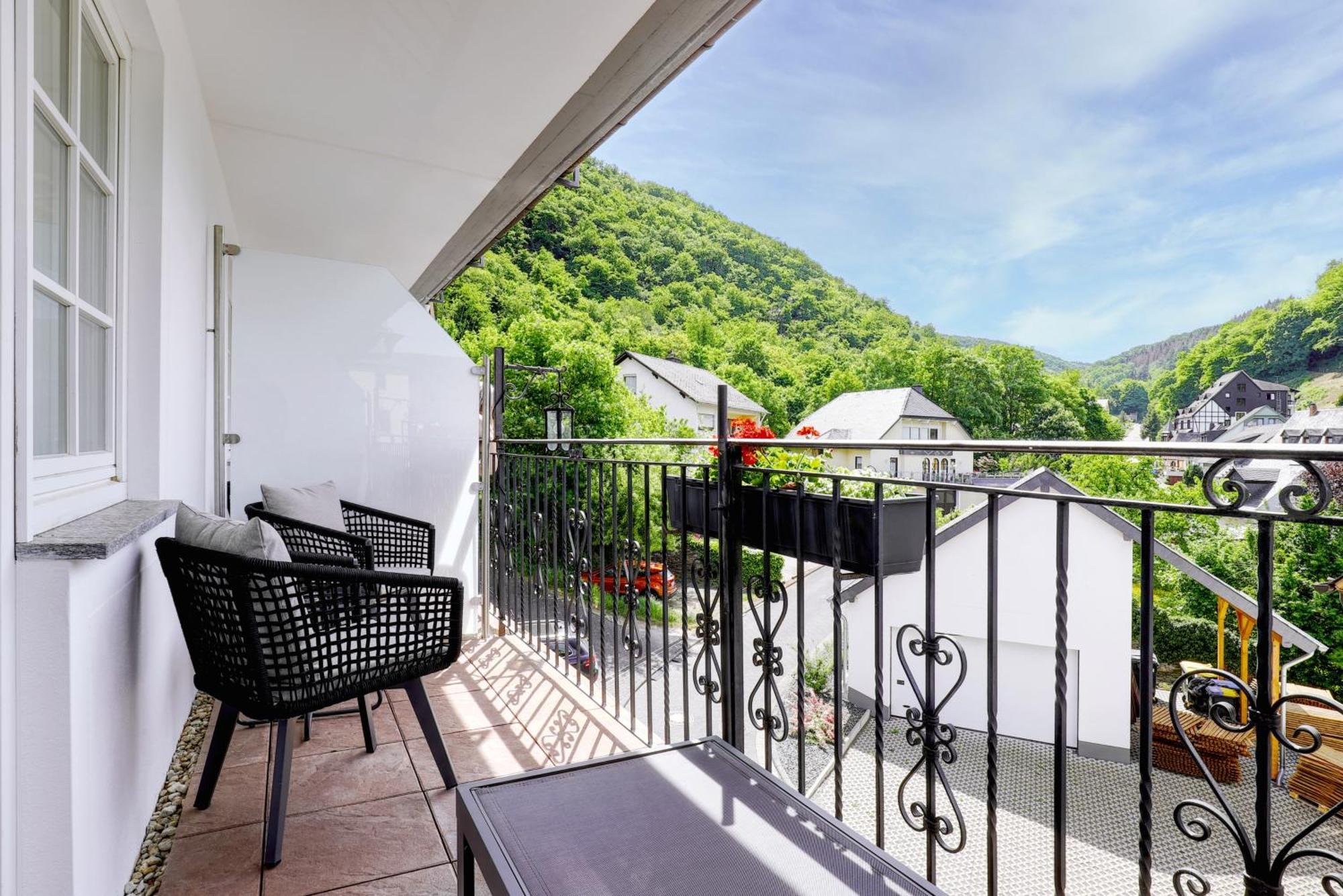 Deluxe Double Room Balcony