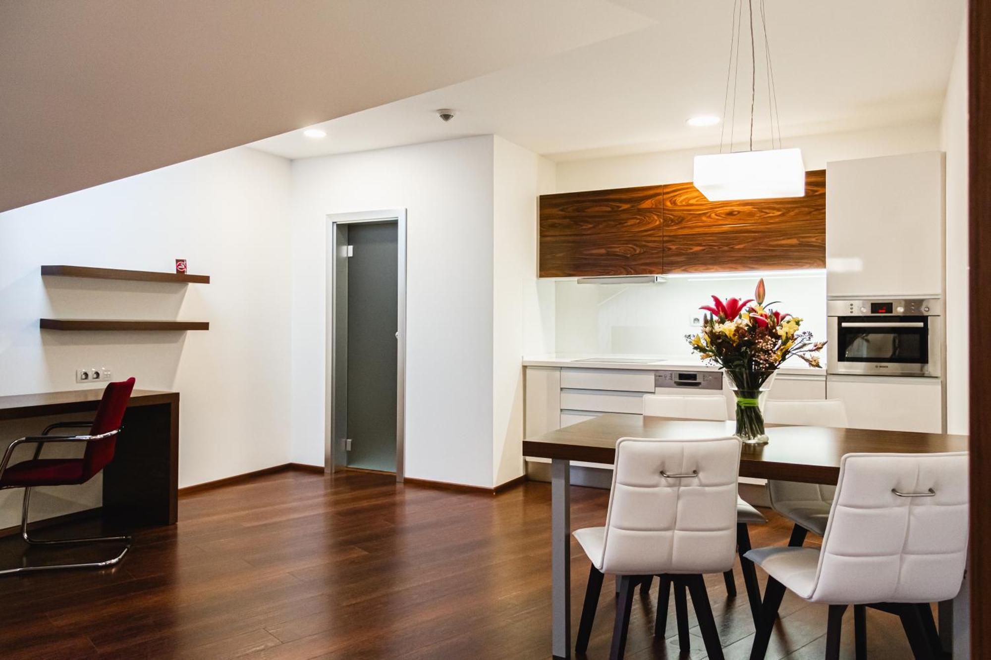 One-Bedroom Suite