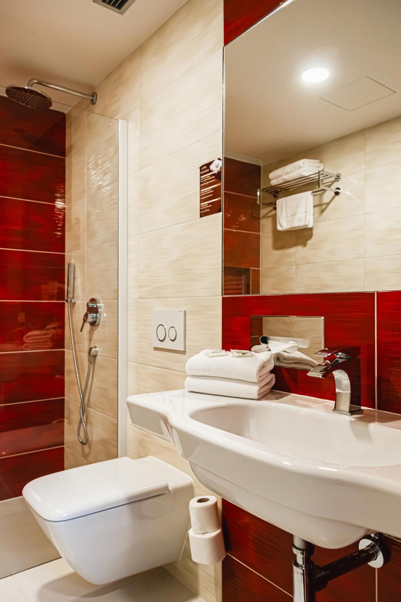 One-Bedroom Suite