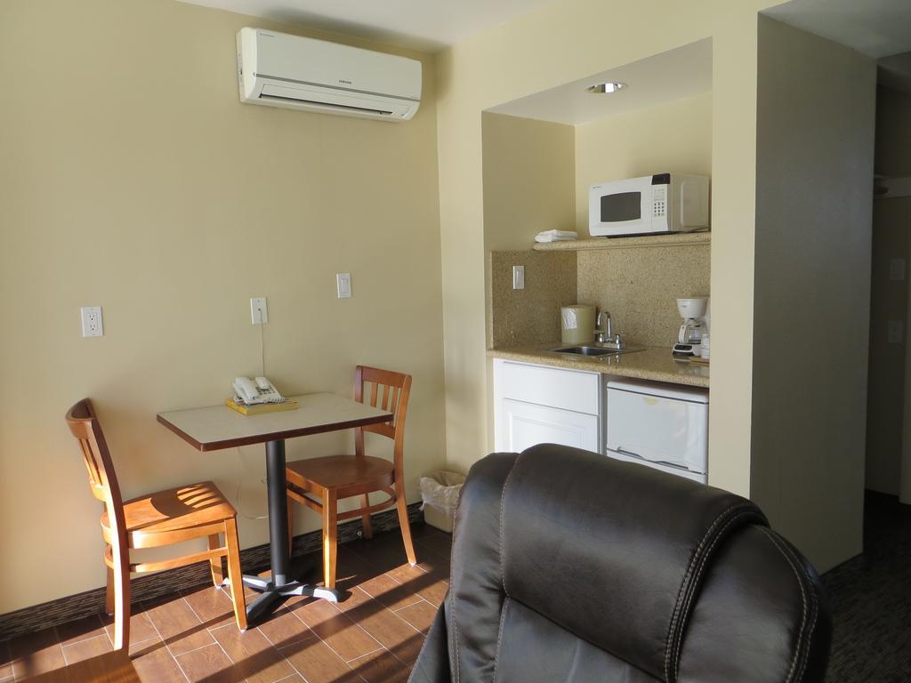 King Room,220257284:JPEG