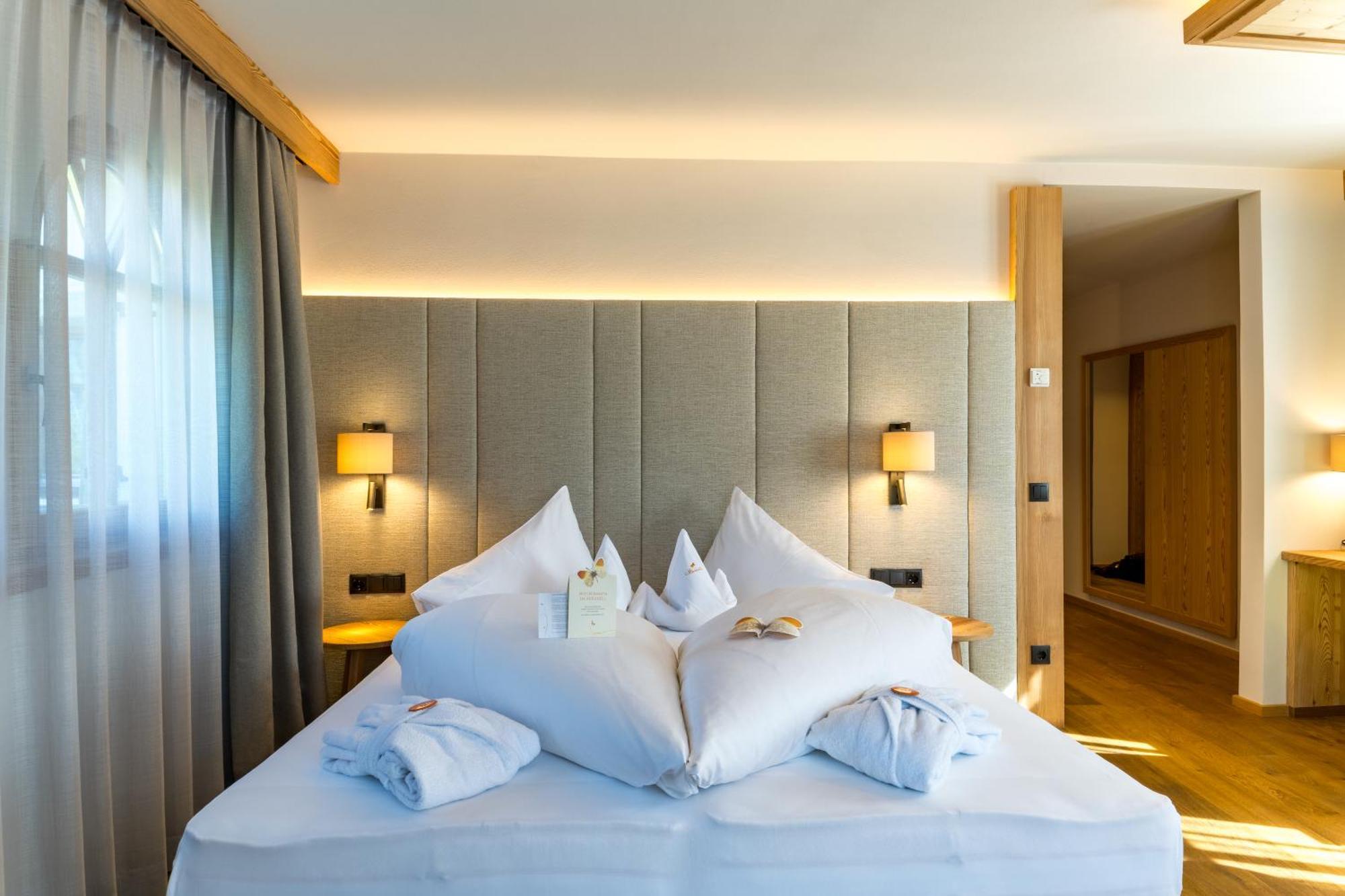 Junior Suite Mountain View