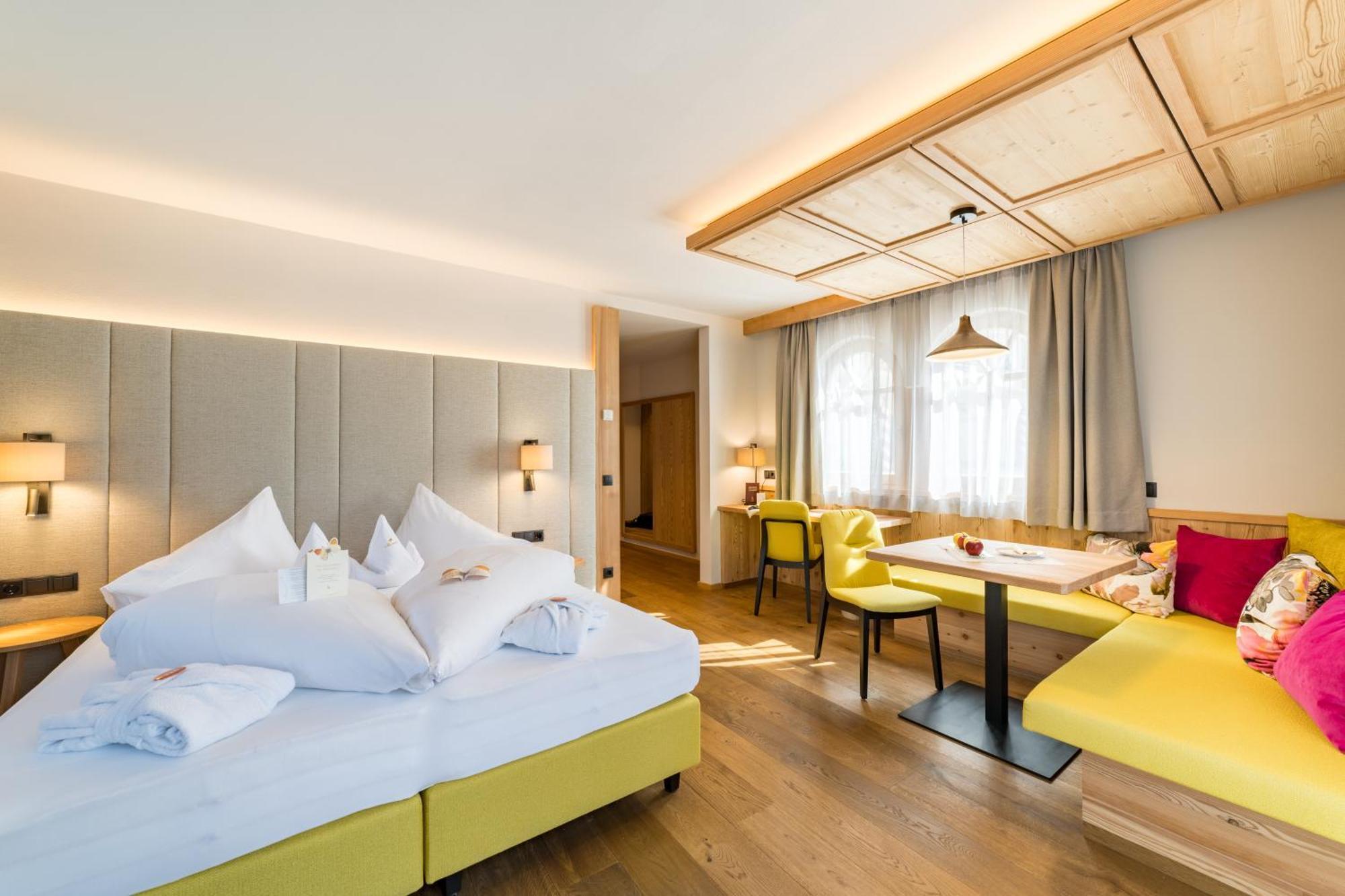 Junior Suite Mountain View