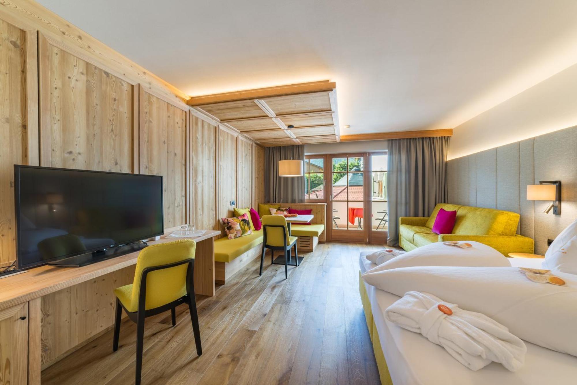 Junior Suite Mountain View