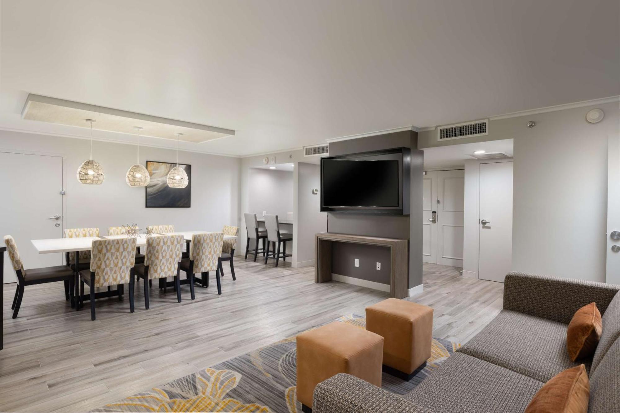 Premium Double Room with Two Double Beds and Ocean View - Top Floor,1542426172:JPEG