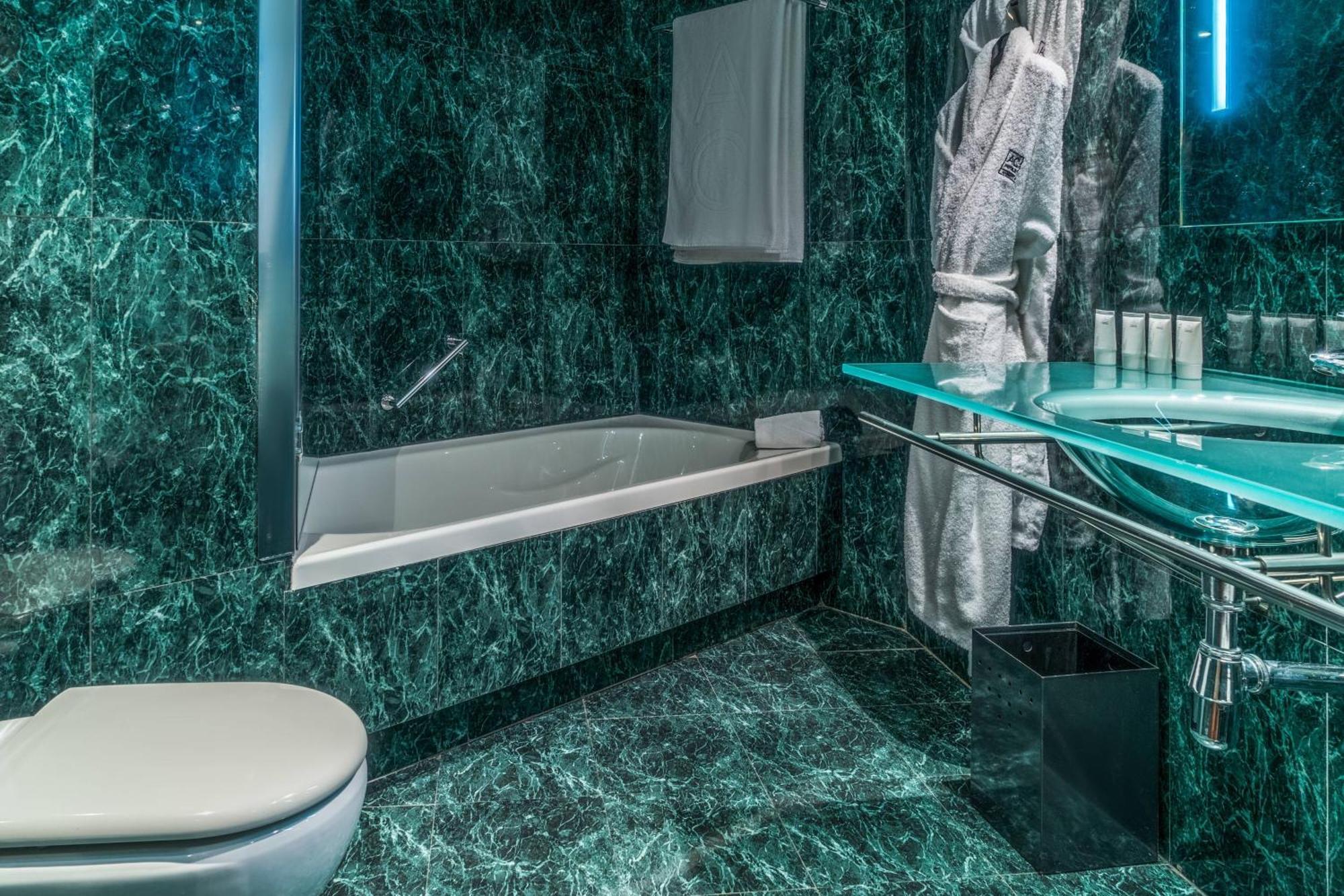 Standard Plus King Room,1610217192:JPEG