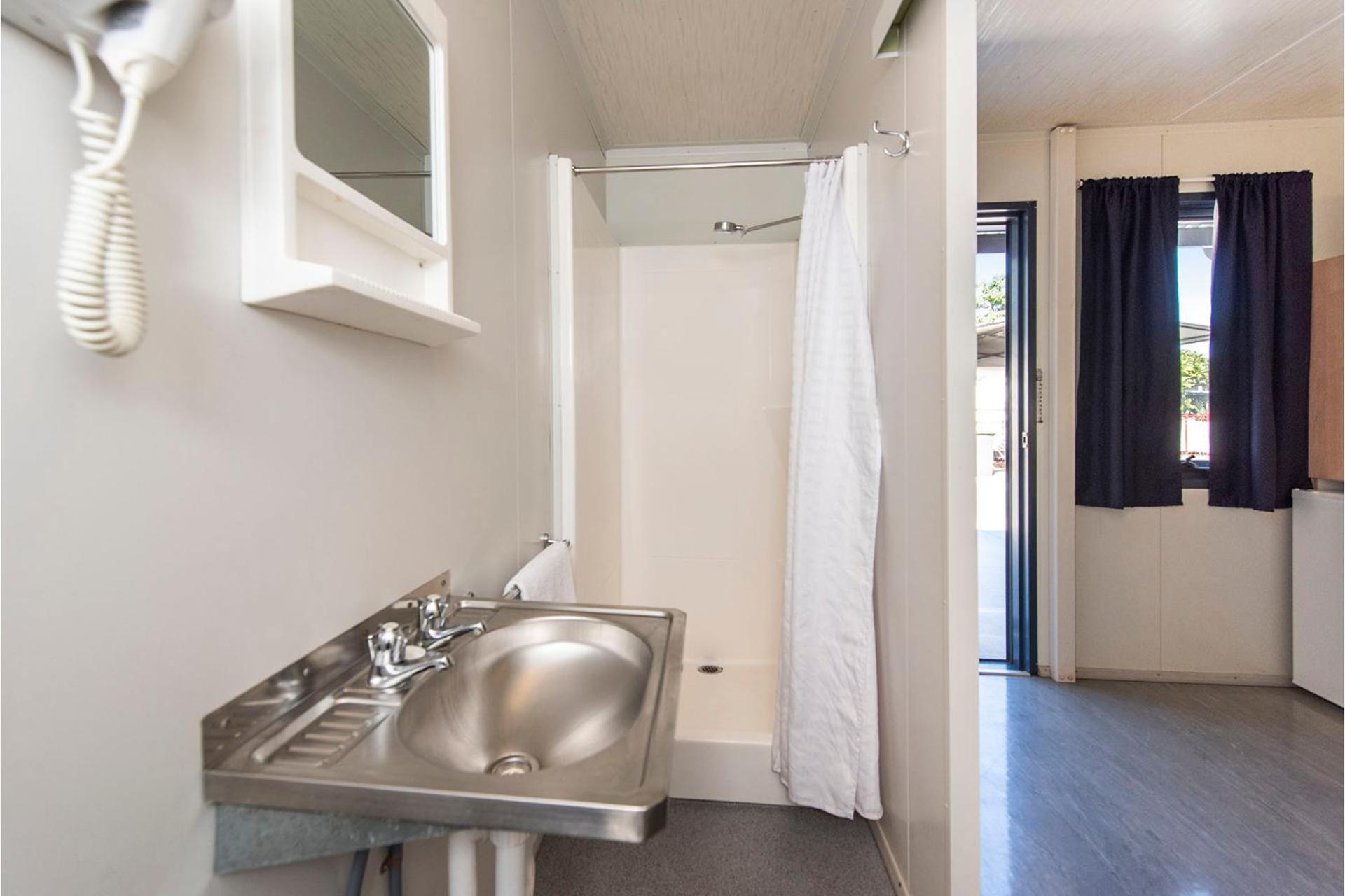 Single Person Cabin Non Pet Friendly