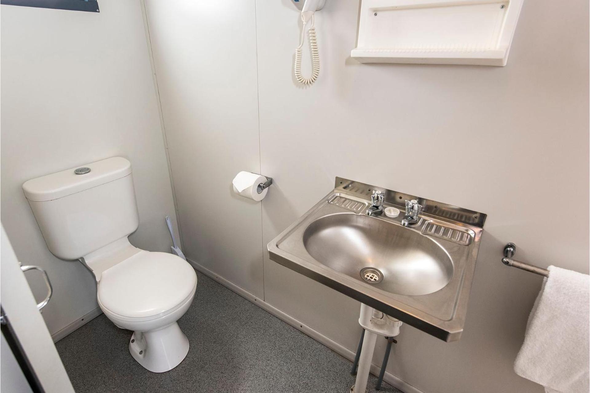Single Person Cabin Non Pet Friendly