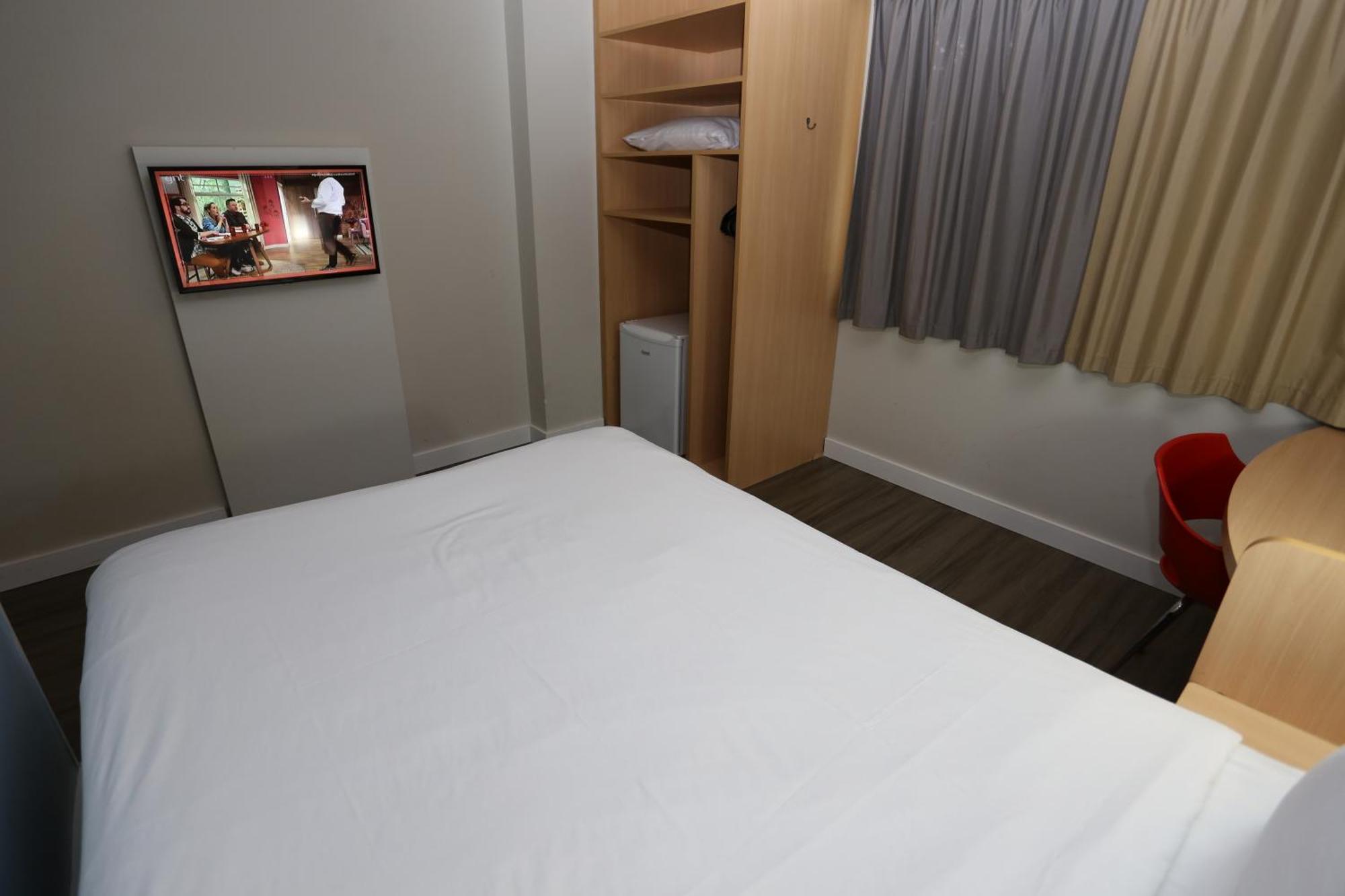 Standard Double Room Disability Access