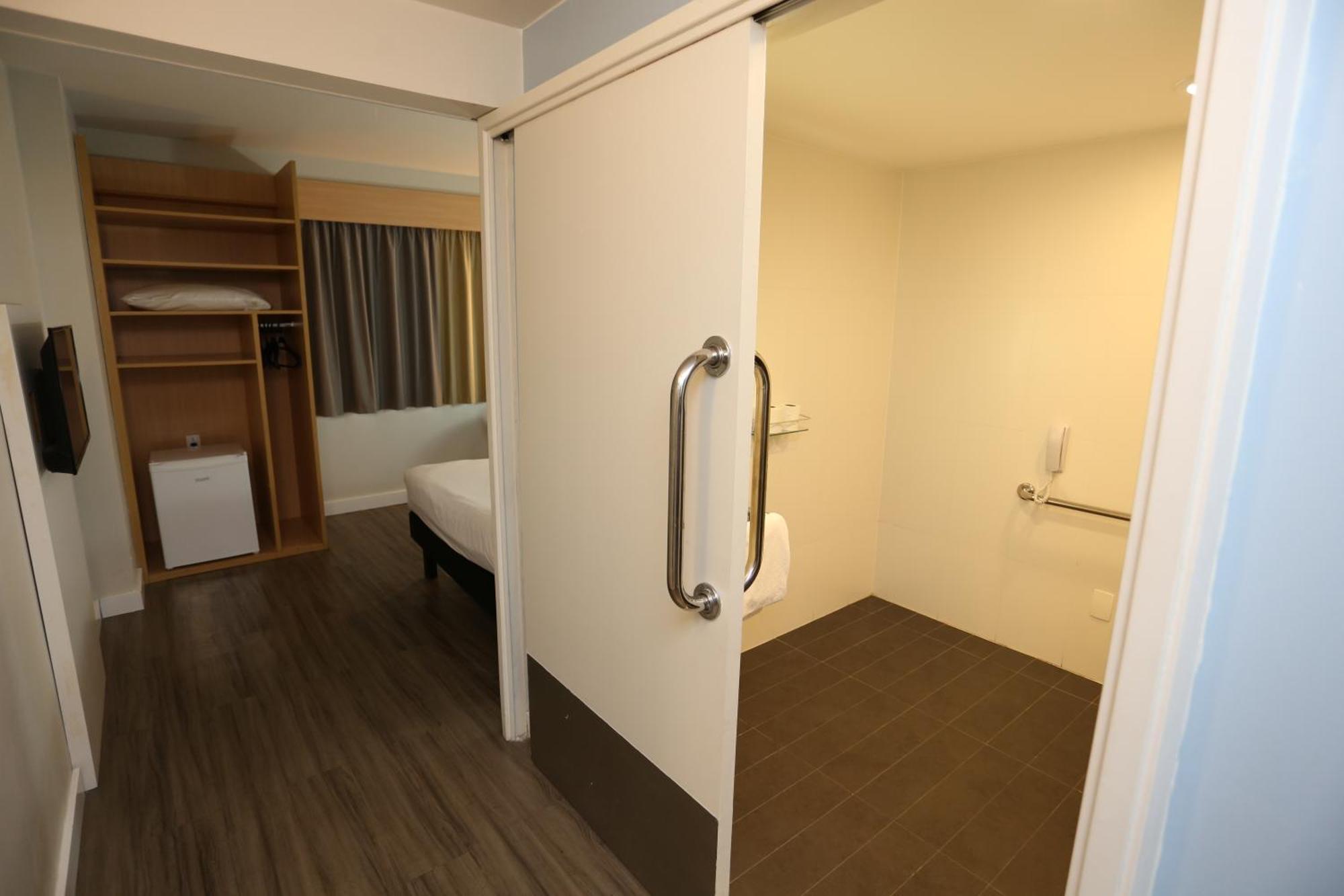 Standard Double Room Disability Access