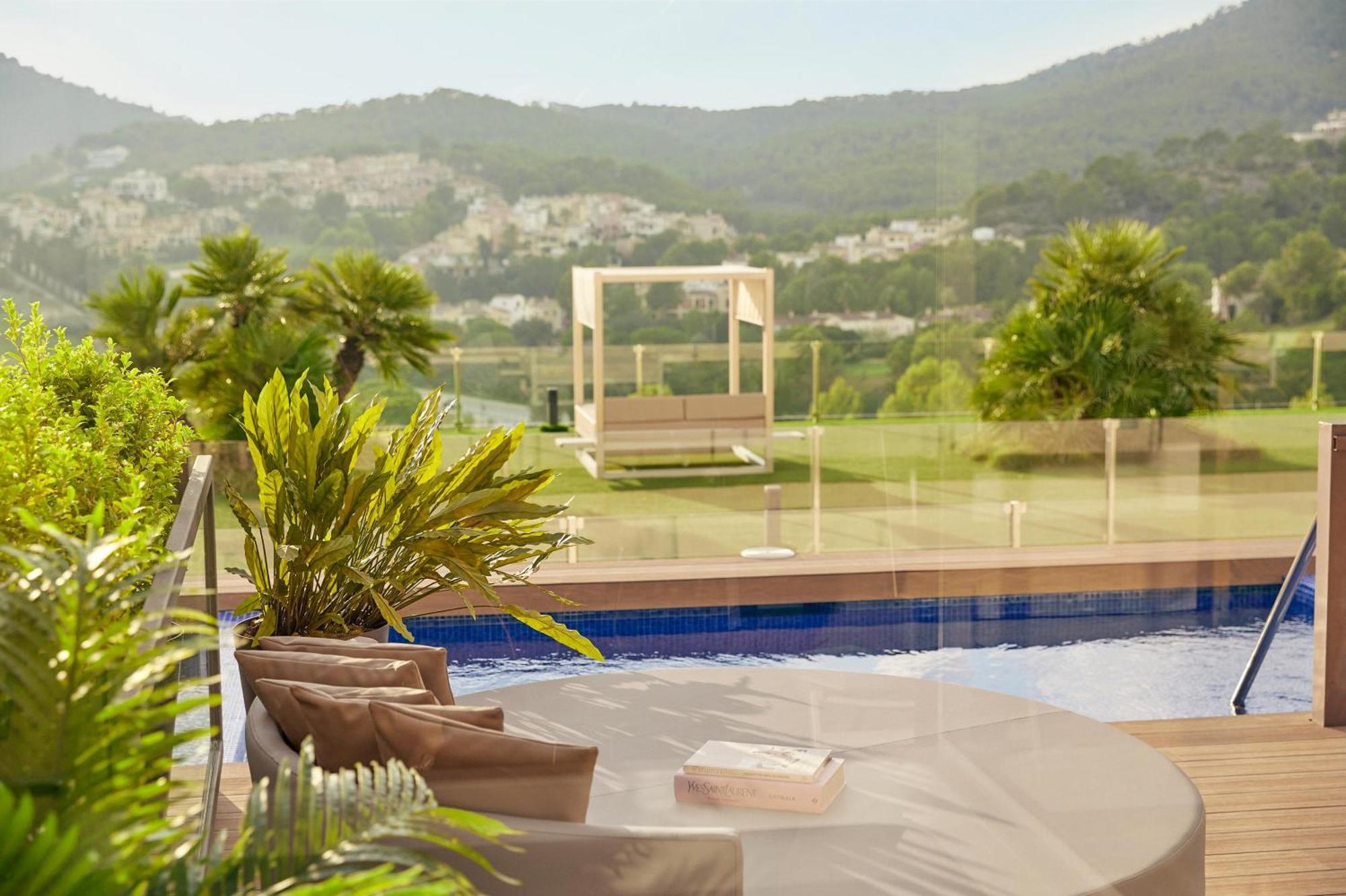 Junior Suite Private Pool
