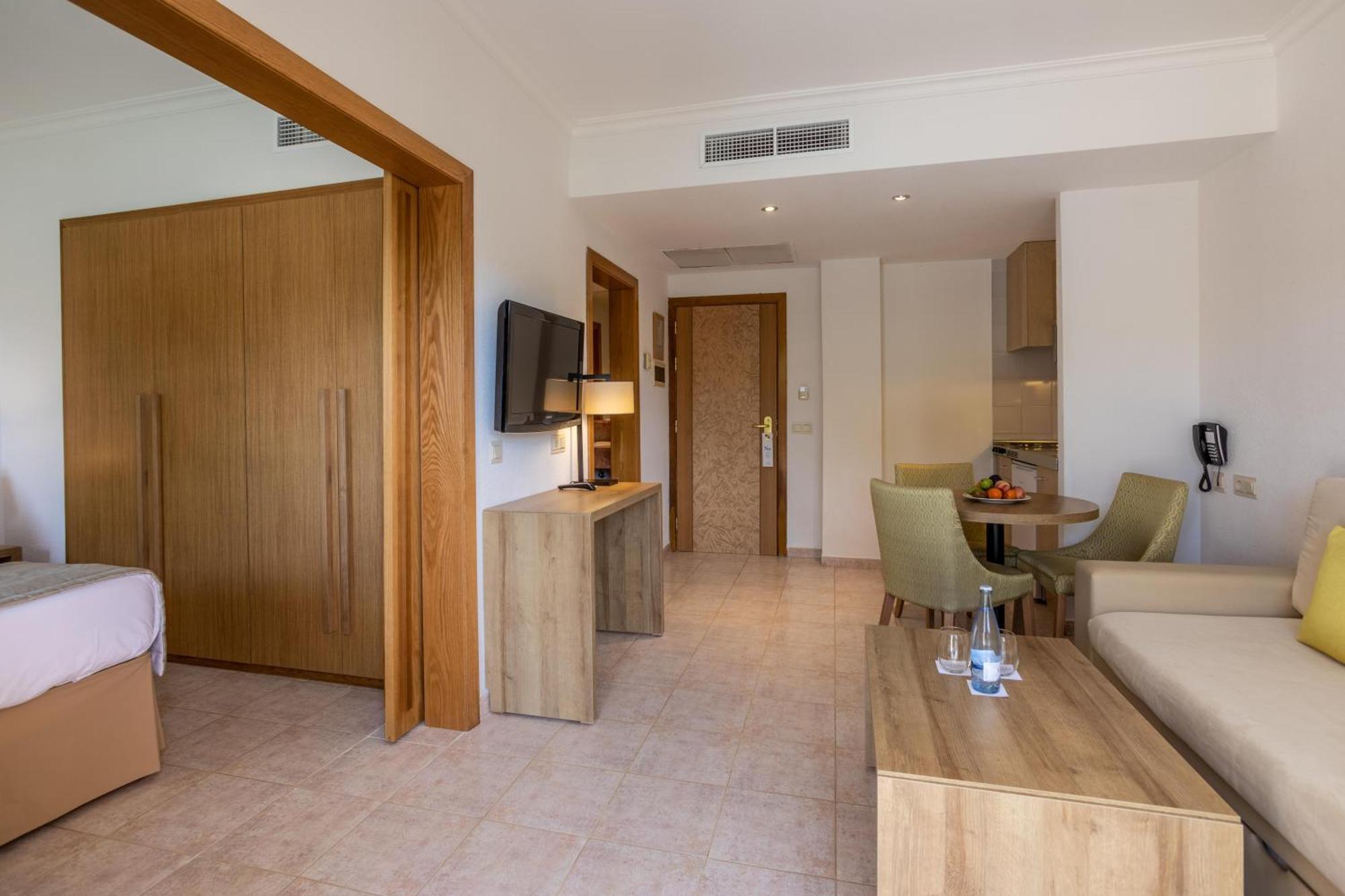 One Bedroom Suite