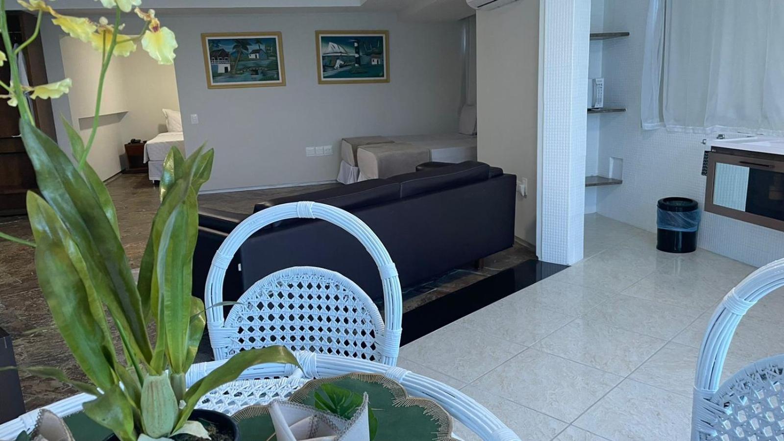 Deluxe Family Suite