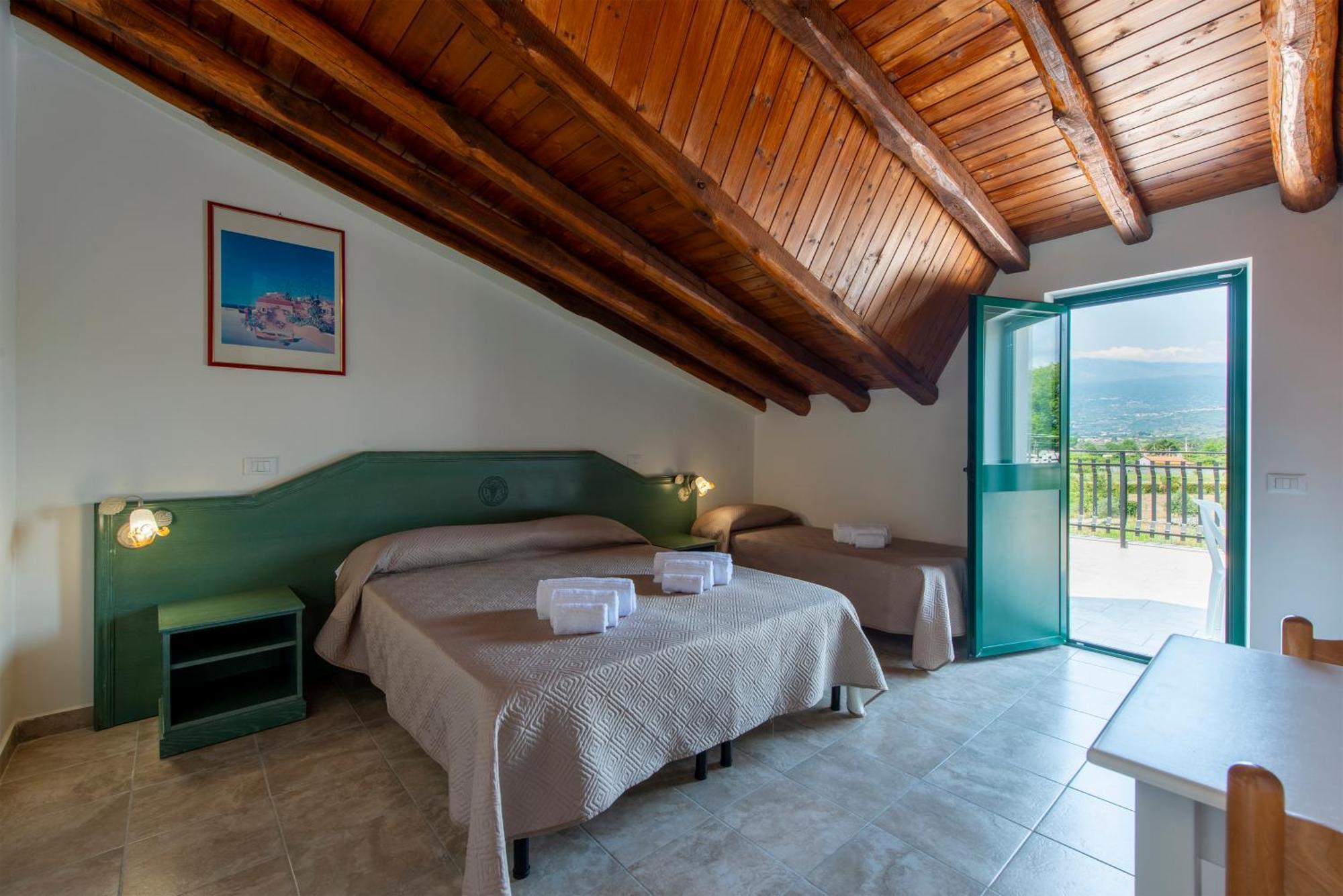 Triple Room