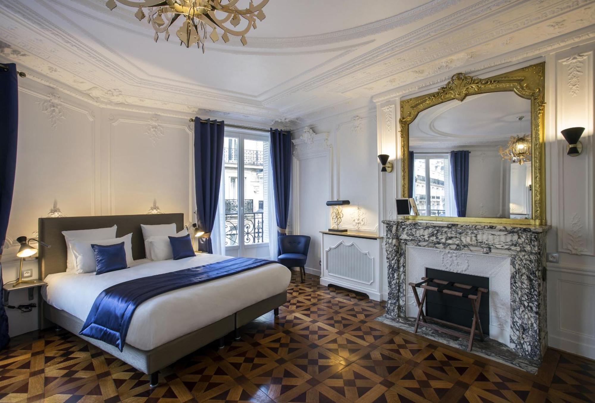 Suite with Balcony,1547130721:JPEG