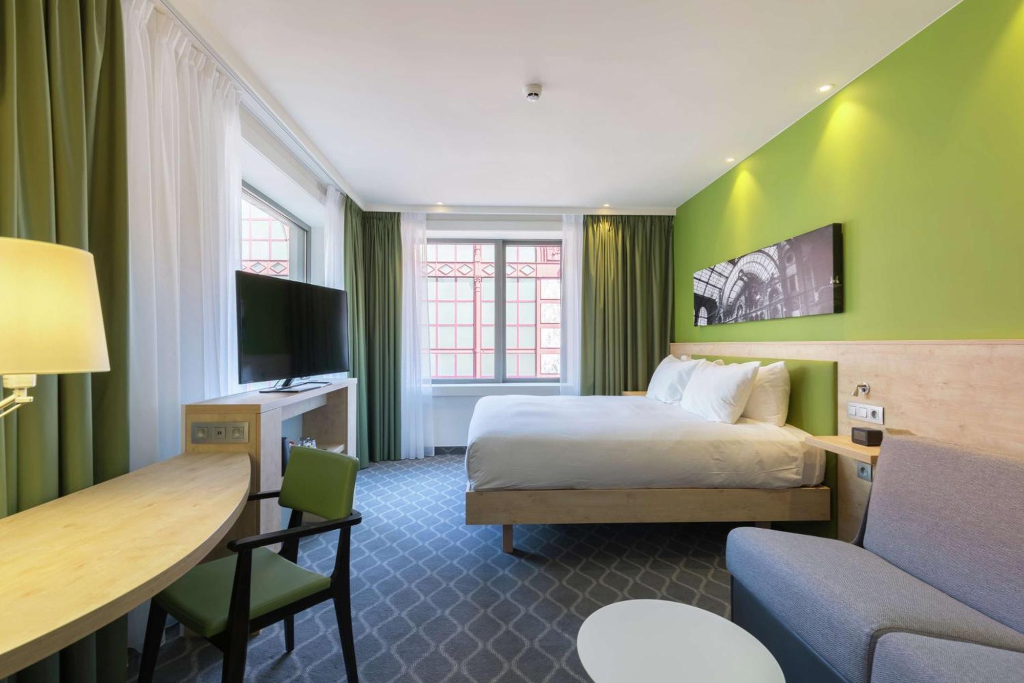 Chambre Lit King-Size avec Canapé-Lit