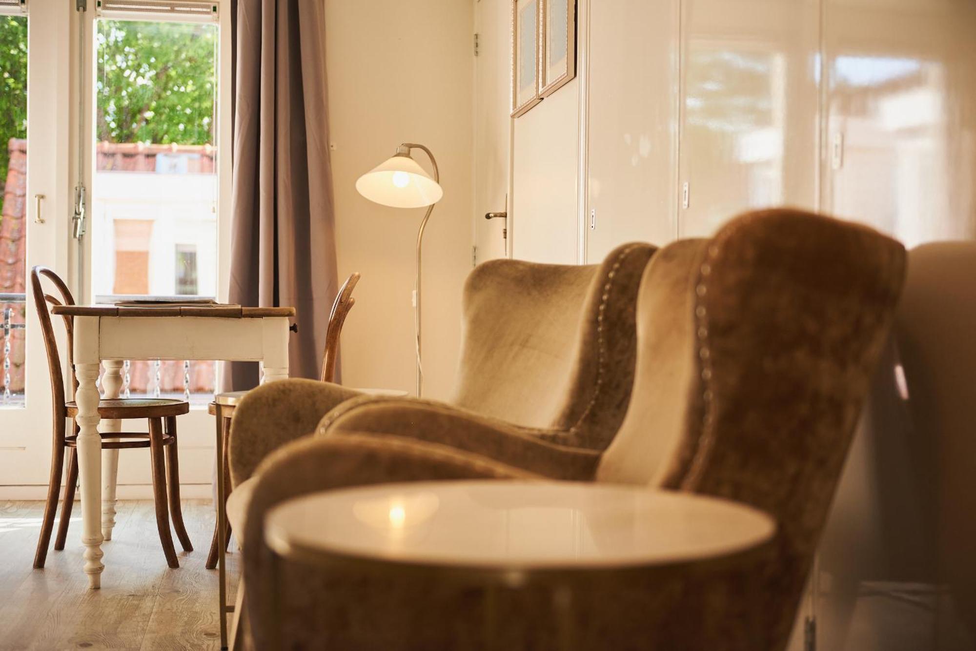 Studio 2 B&B Tramstraat or Buitensluisstraat