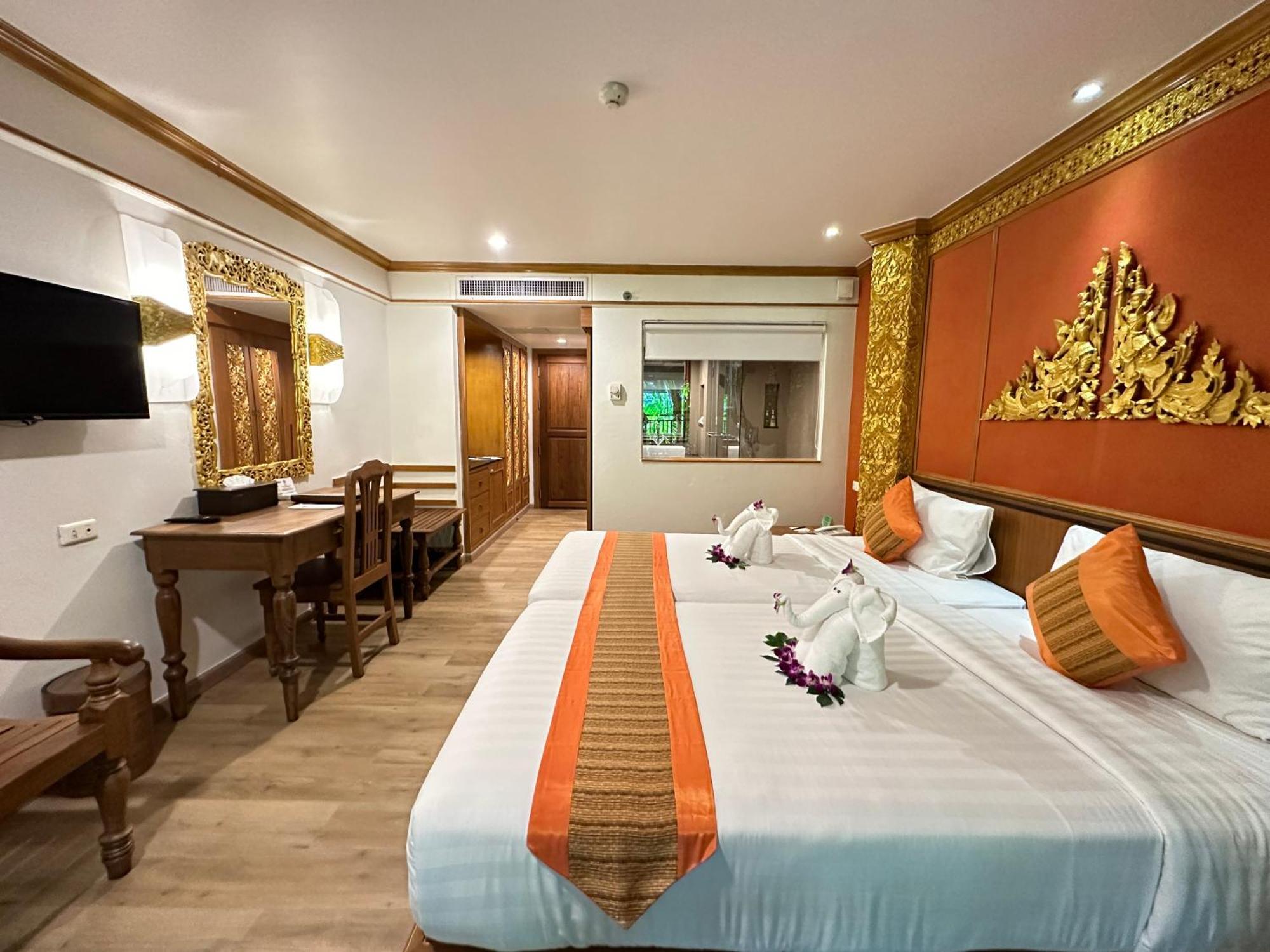Deluxe Double or Twin Room