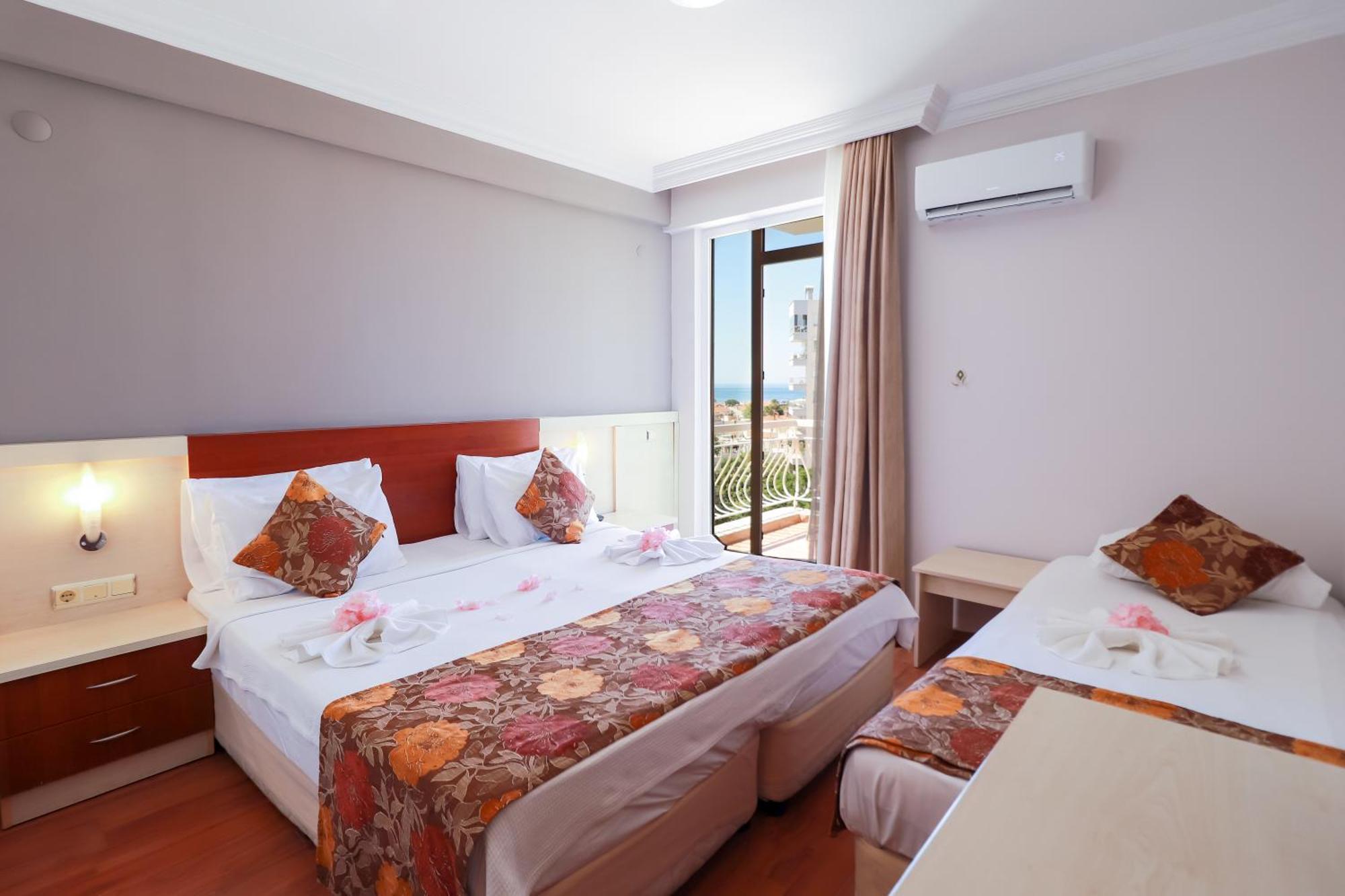 Standard Triple Room,1447417402:JPEG