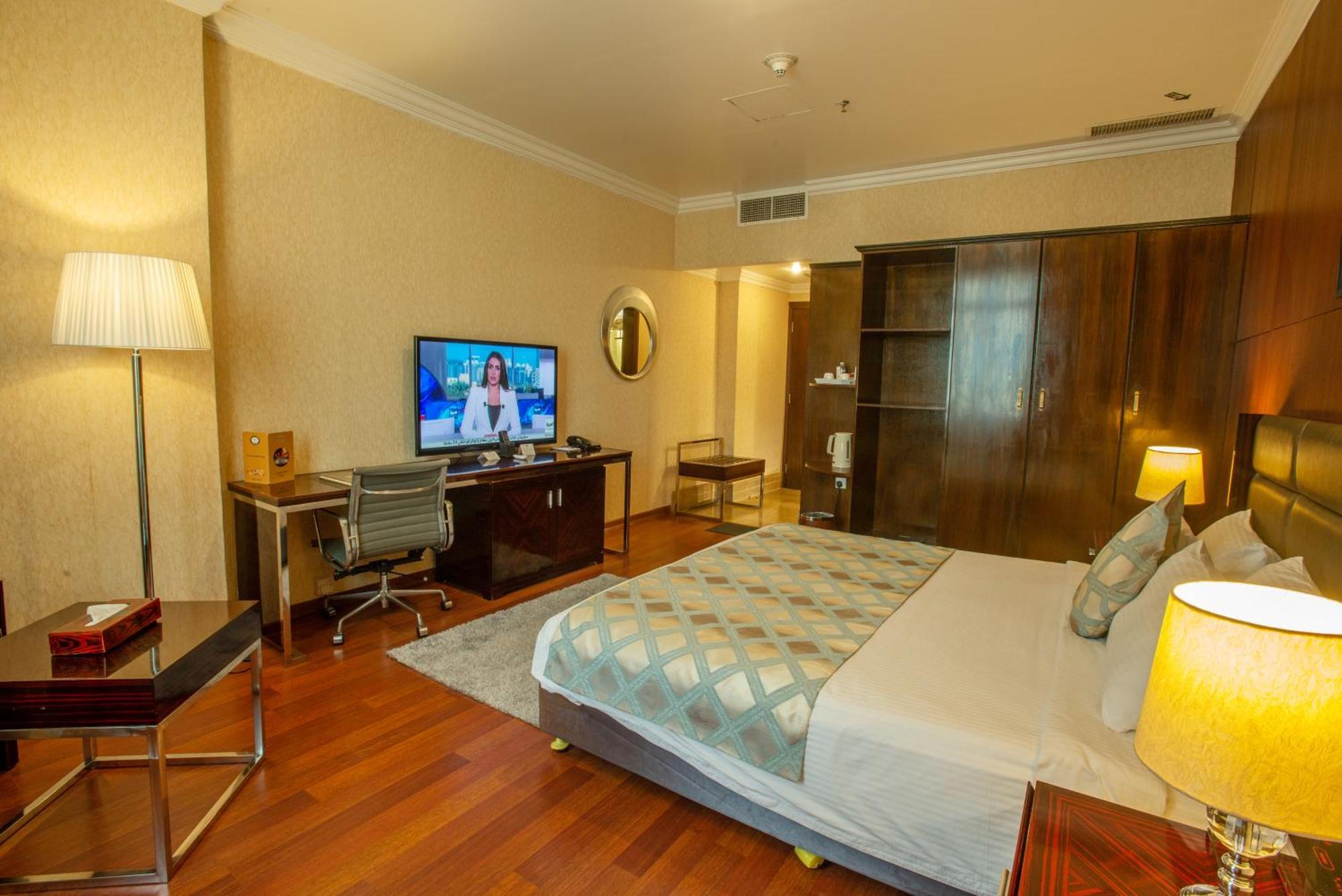 Standard King Room