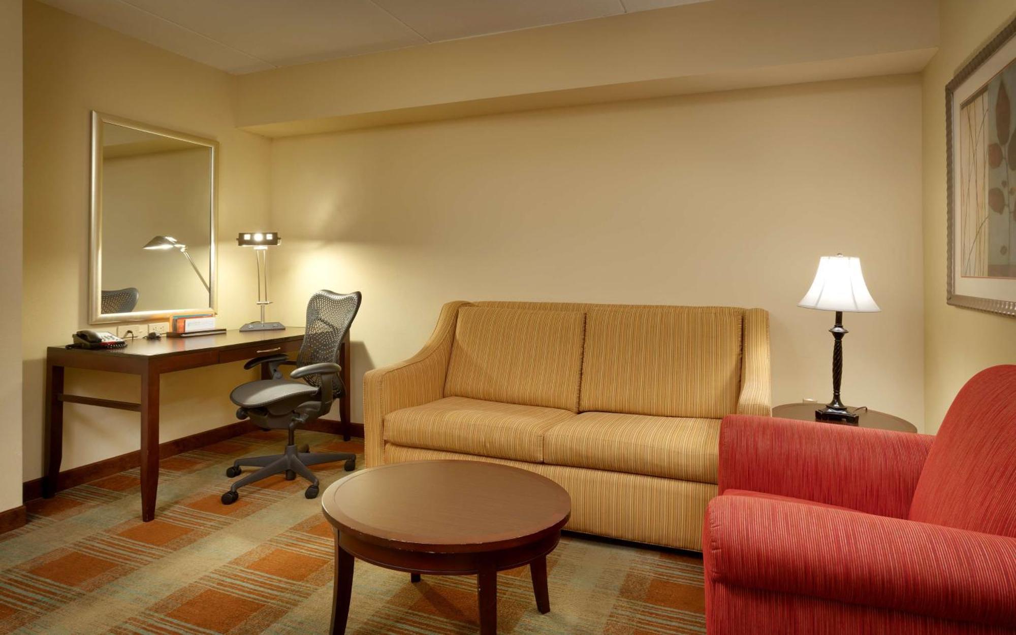 Junior King Suite Sofa Bed,1551286159:JPEG
