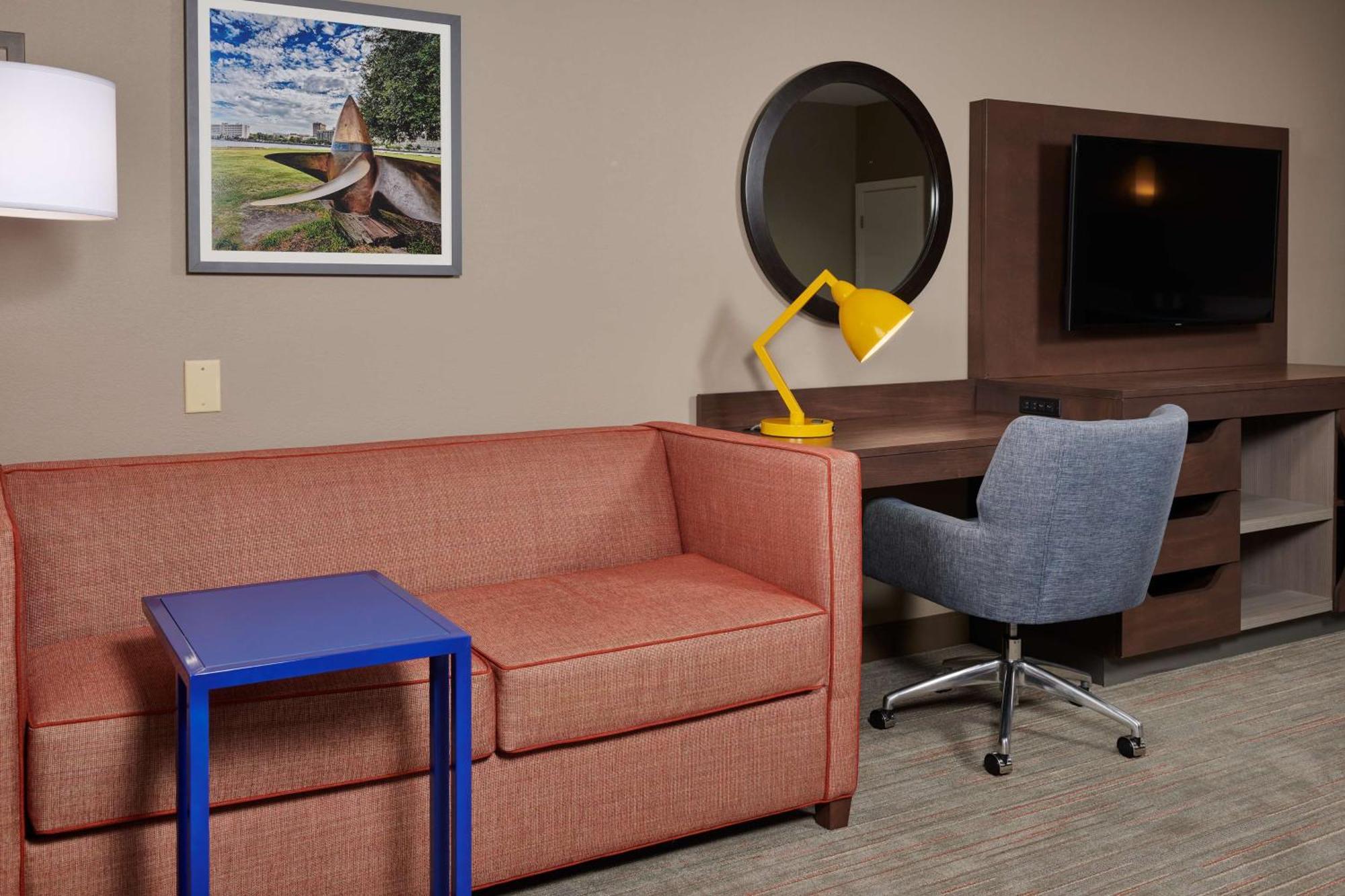 Queen Room with Two Queen Beds -Sofa Bed- Non-Smoking,1551647719:JPEG