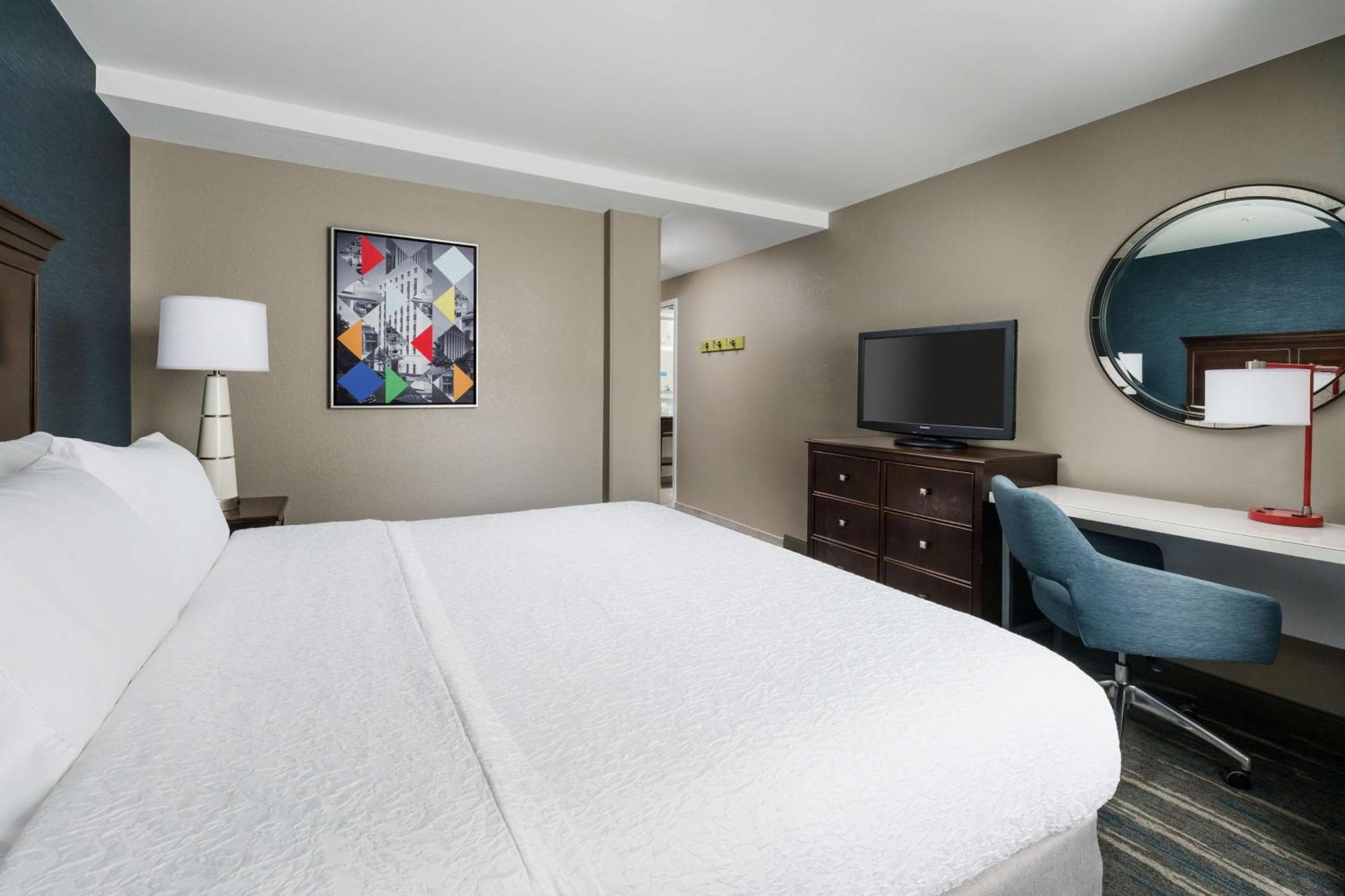 King Room King Bed Non-Smoking