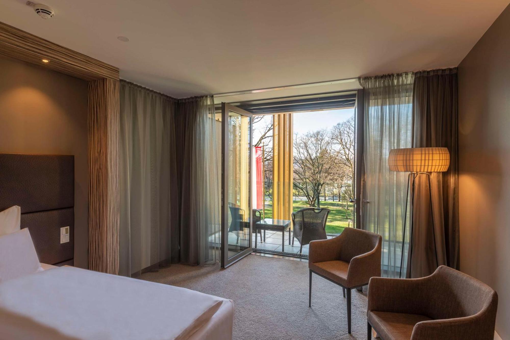 Deluxe King Room Balcony