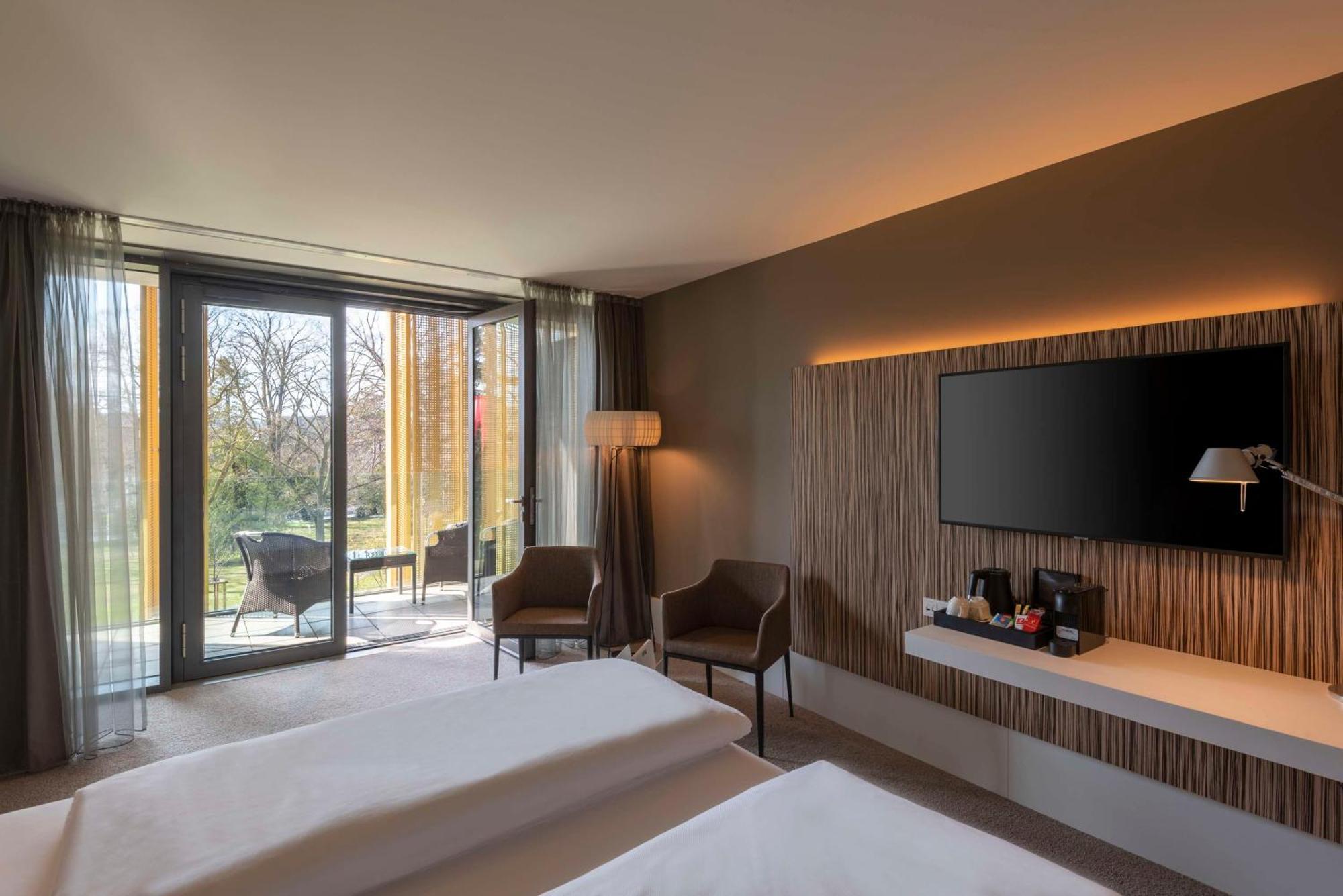 Deluxe King Room Balcony