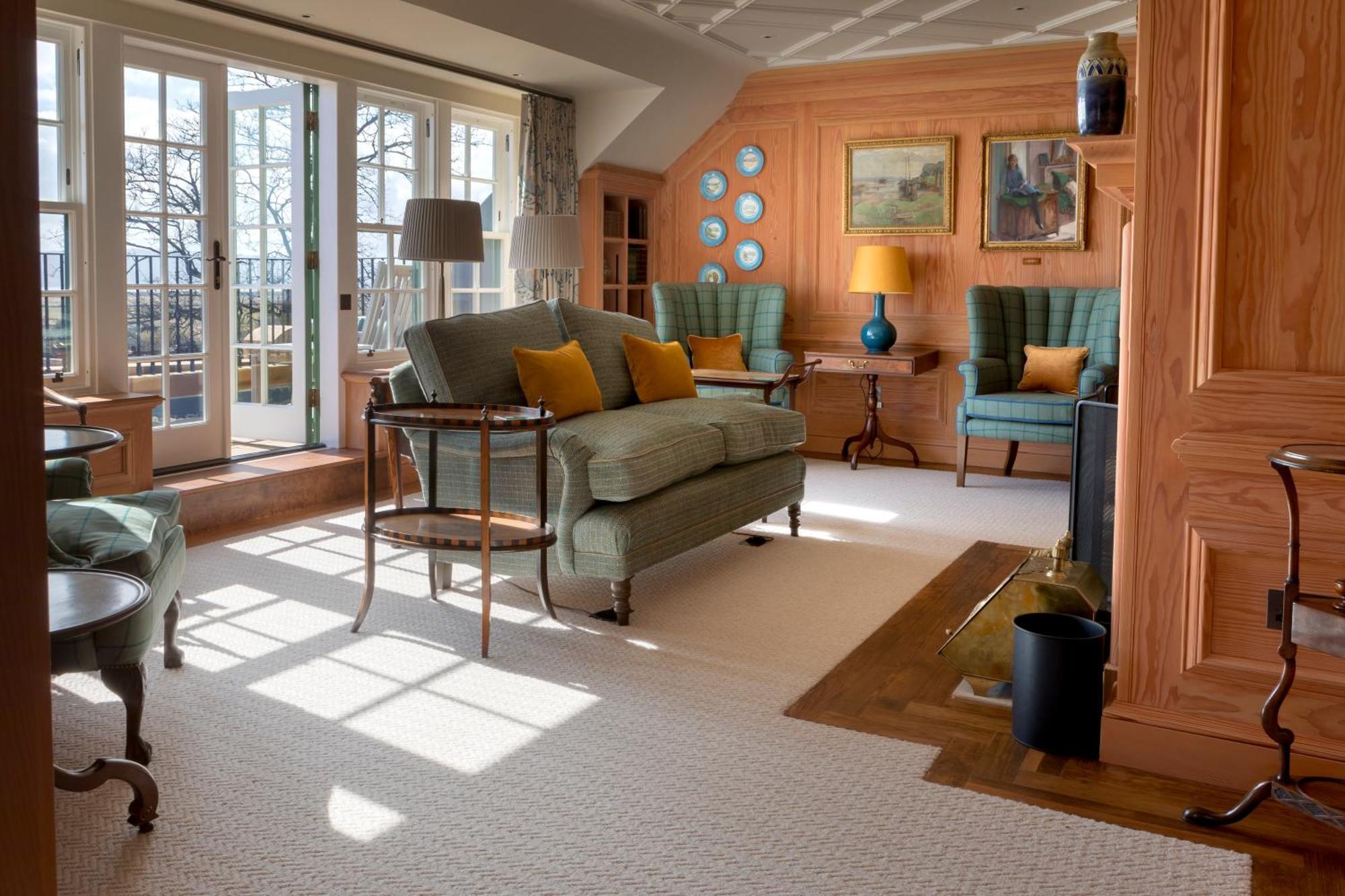 Glenshiel Mallart Penthouse