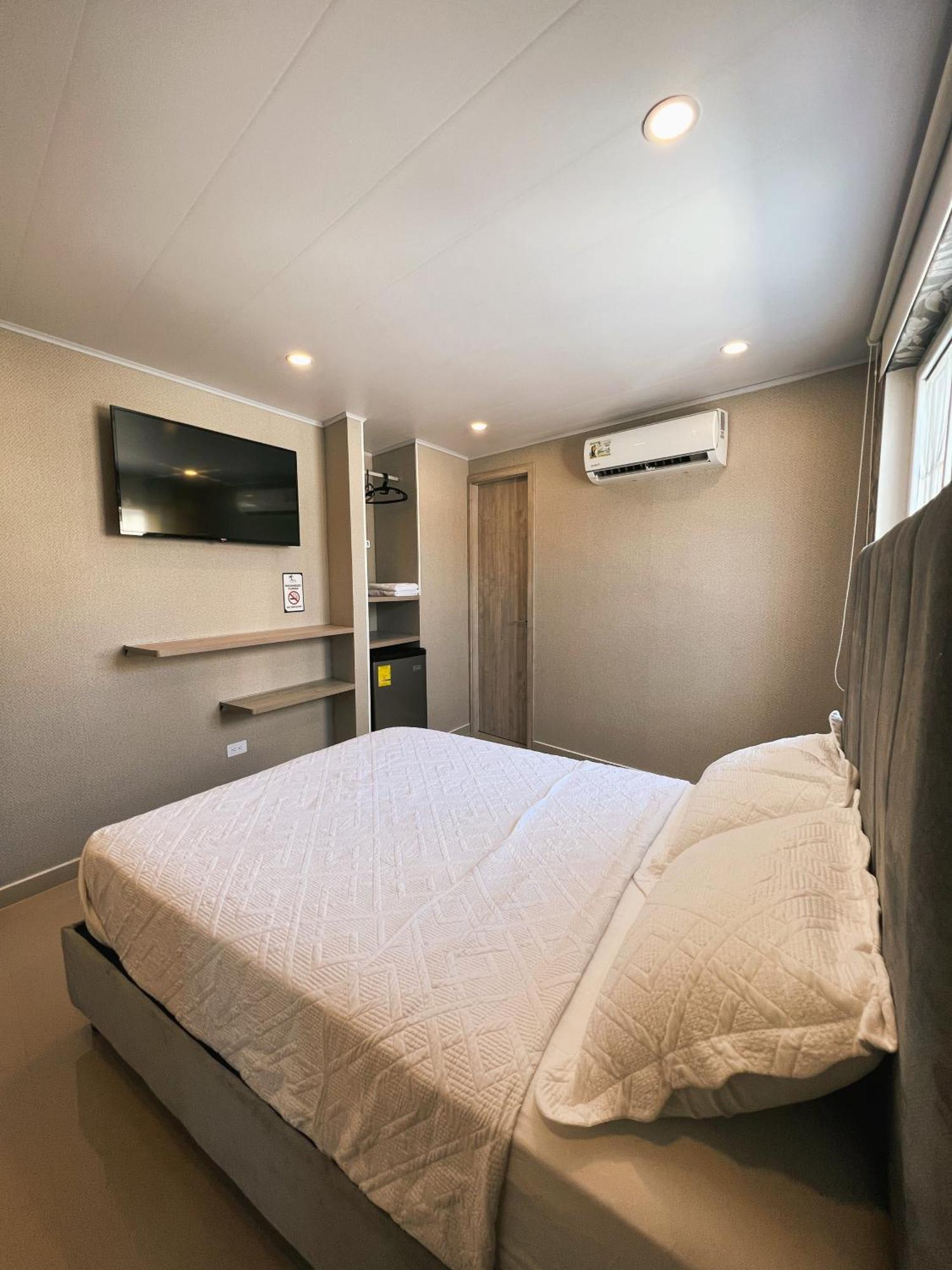 Double Room Private Bathroom