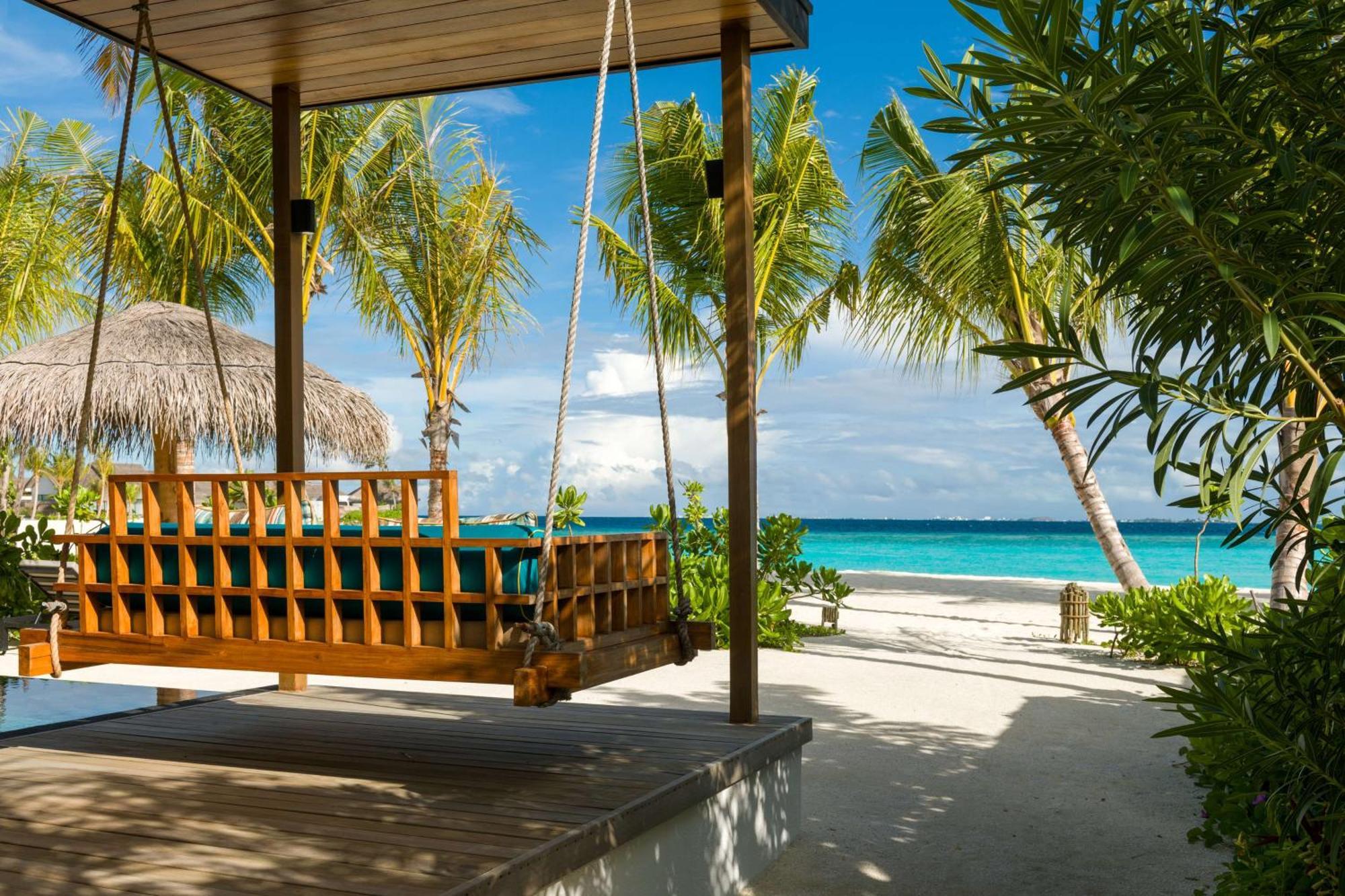 One-Bedroom Family Beach Pool Villa