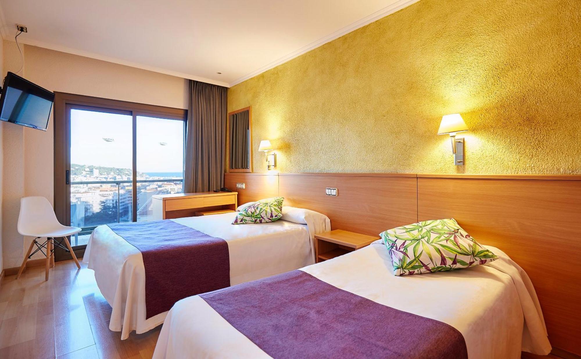 Double or Twin Room Extra Bed
