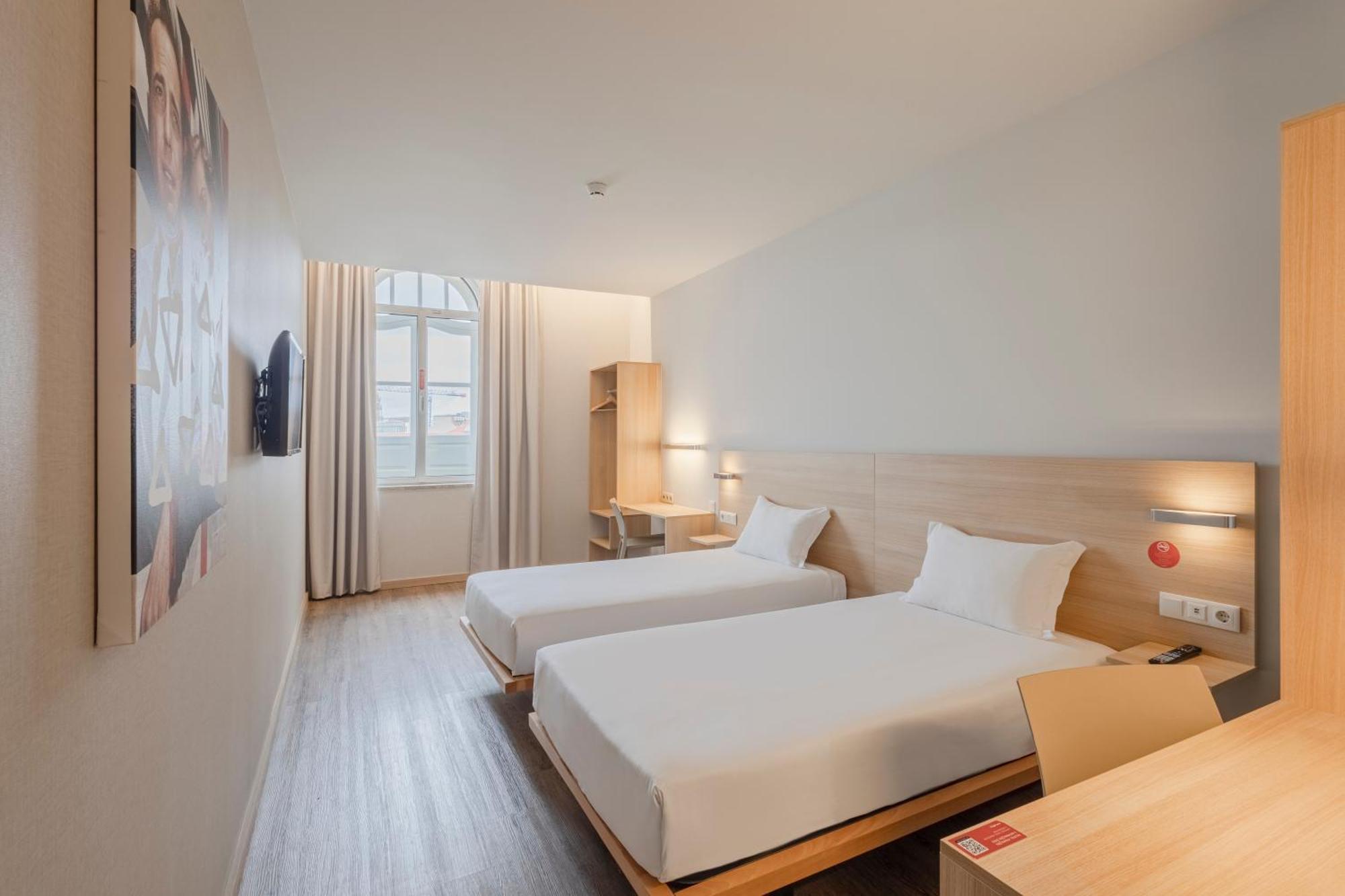 Twin Room City View