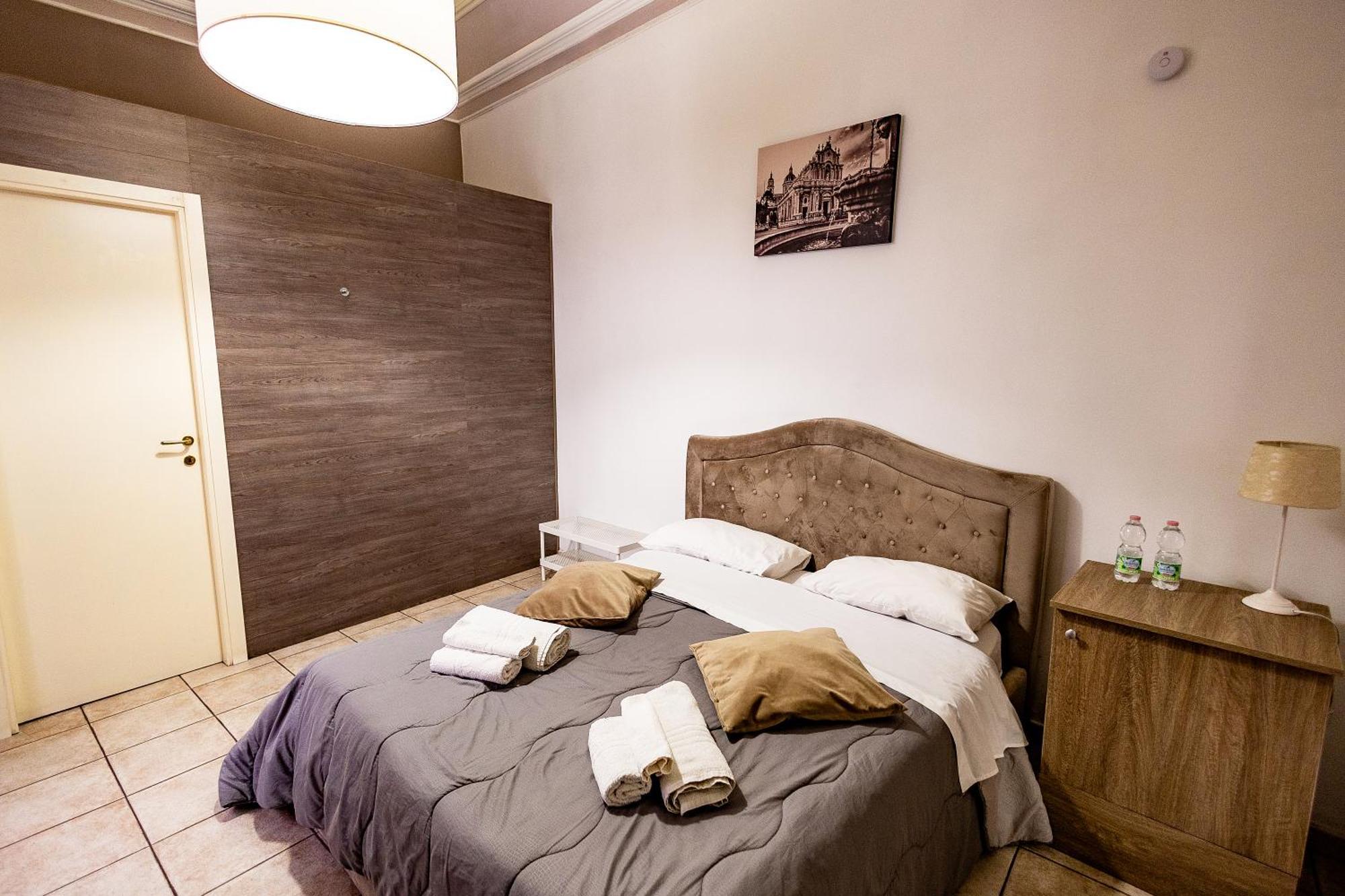 Double Room Private Bathroom