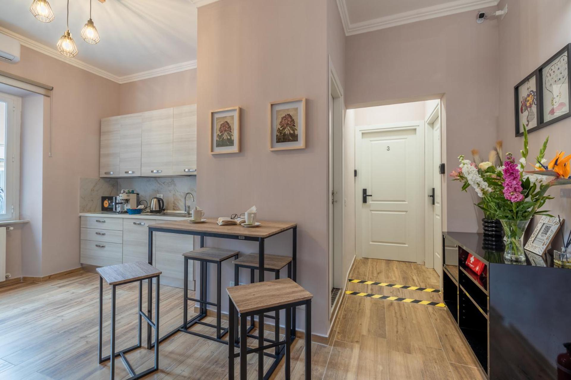 Double Room Private Bathroom