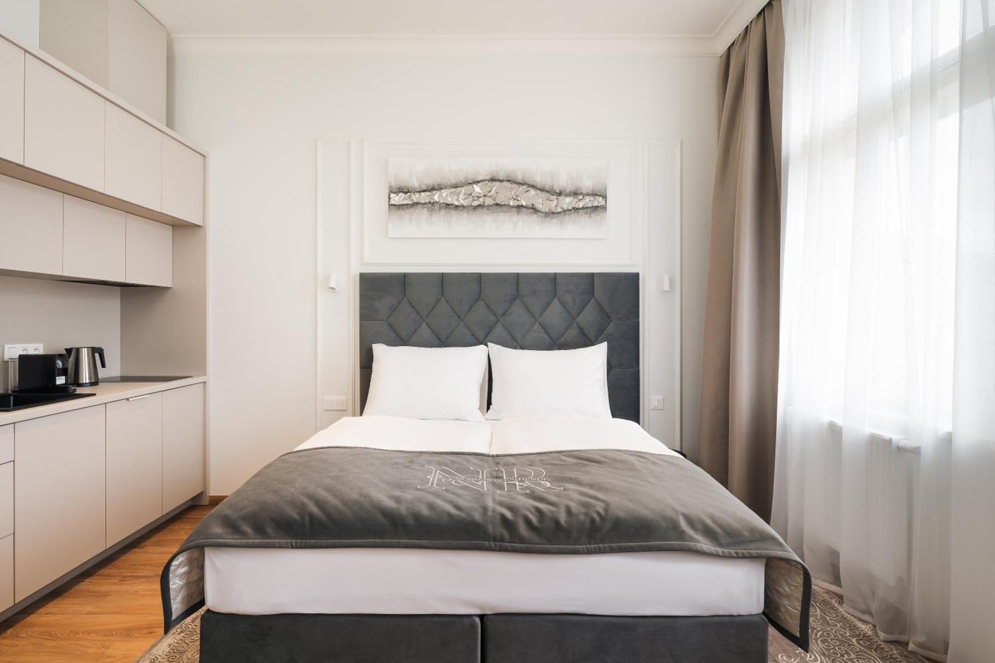 Superior Double or Twin Room City View