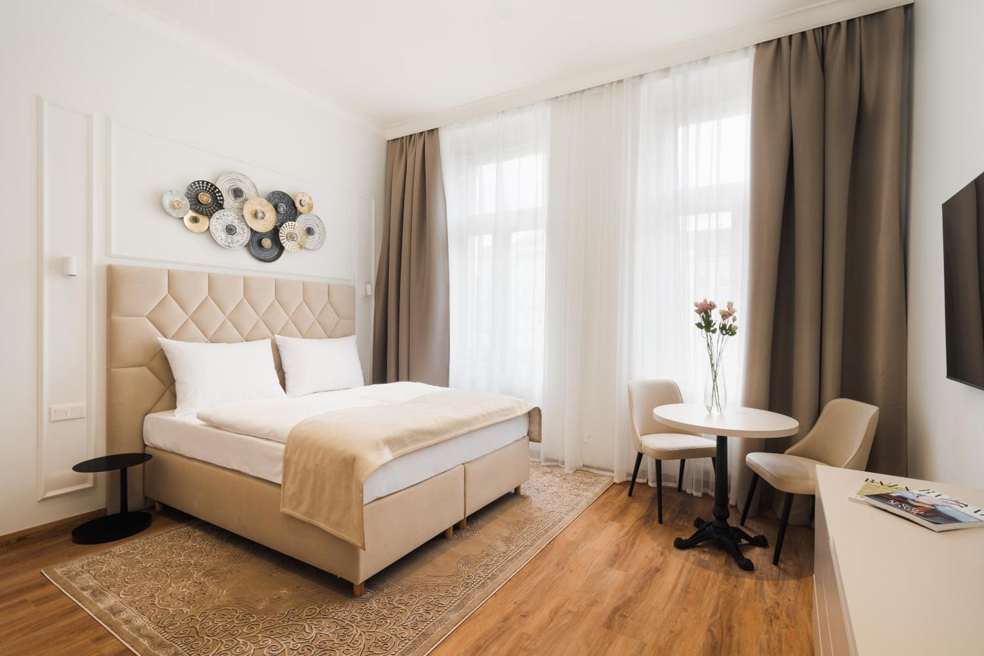 Superior Double or Twin Room City View