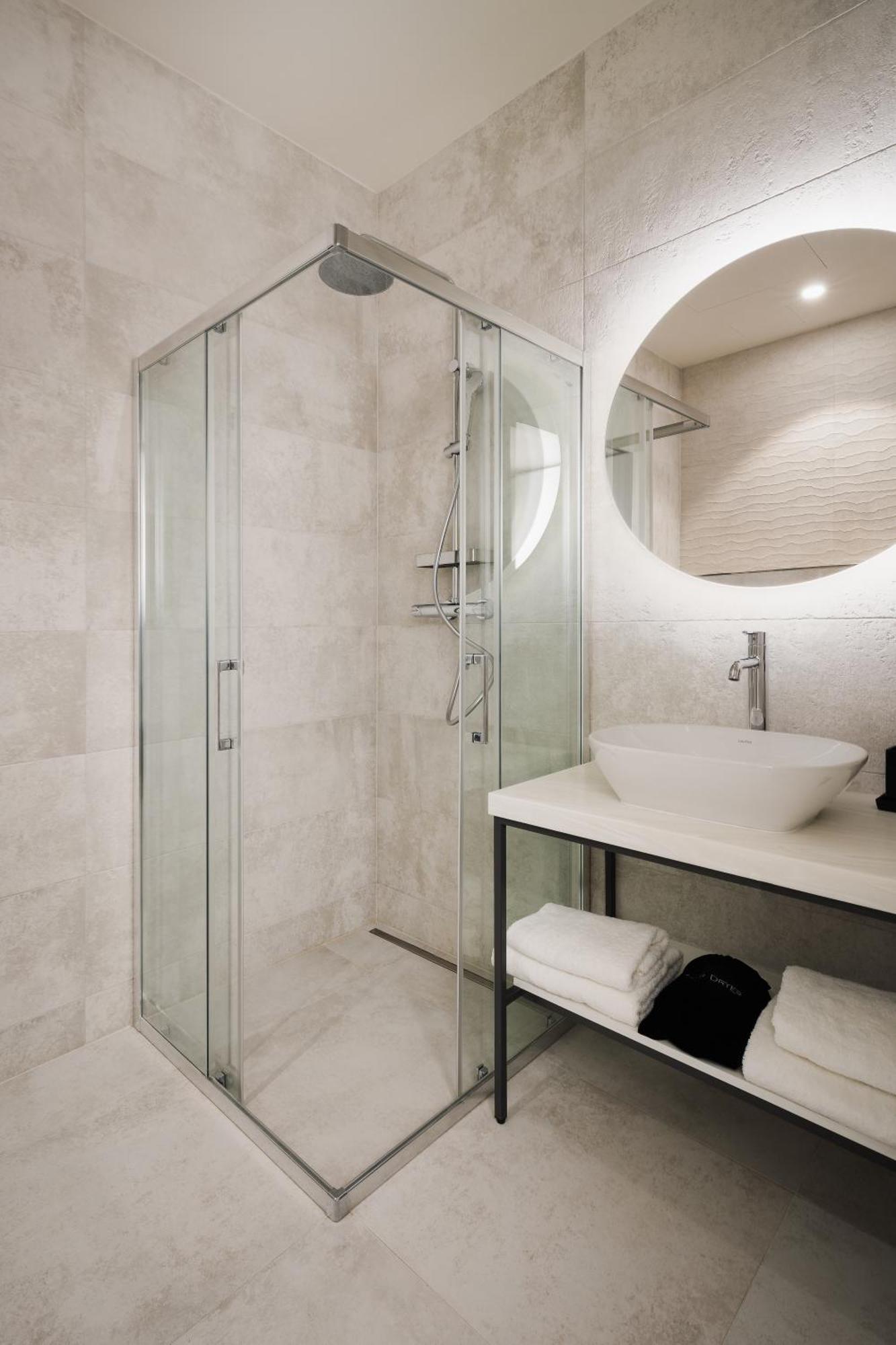 Superior Double or Twin Room City View