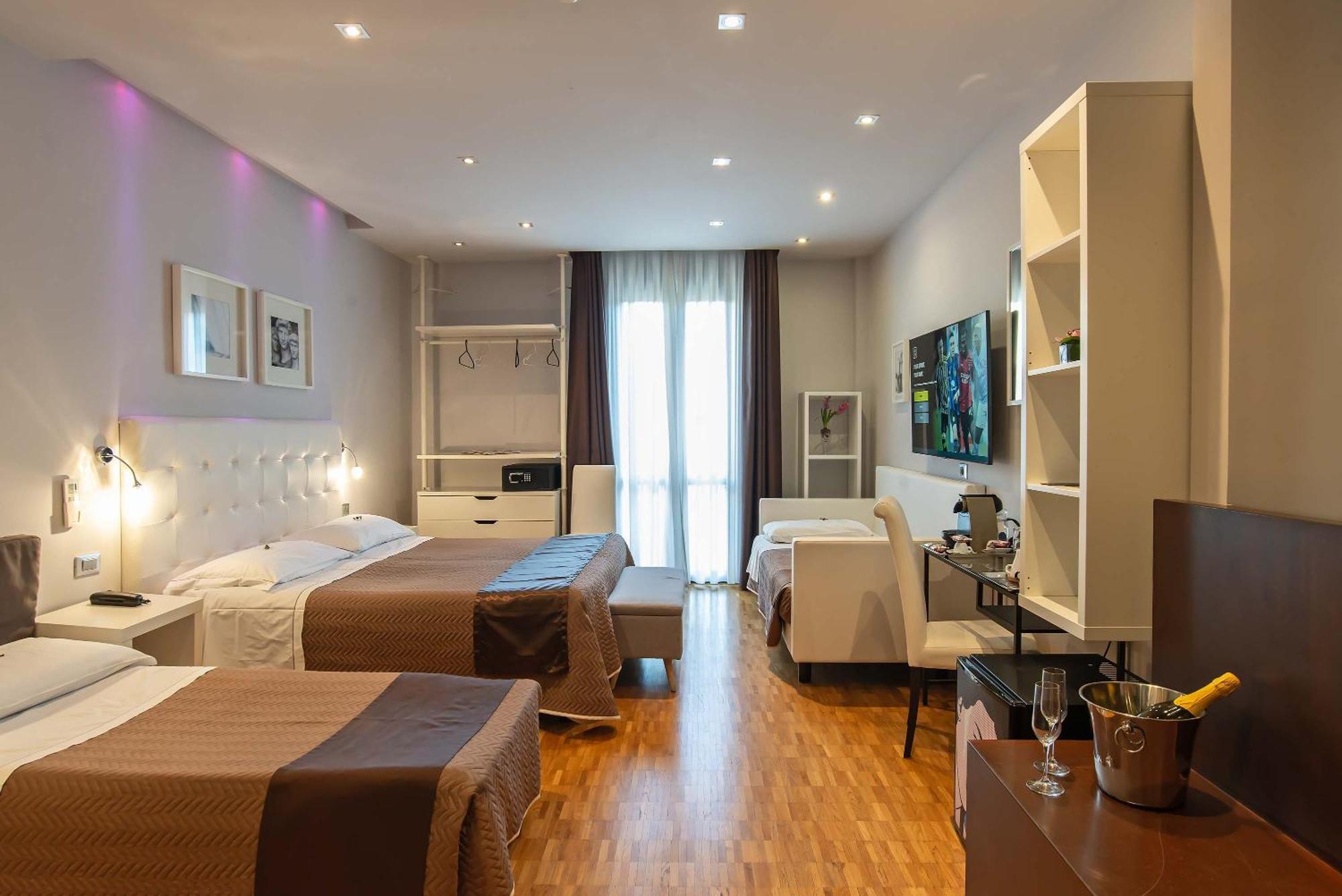 Quadruple Room,1589160309:JPEG