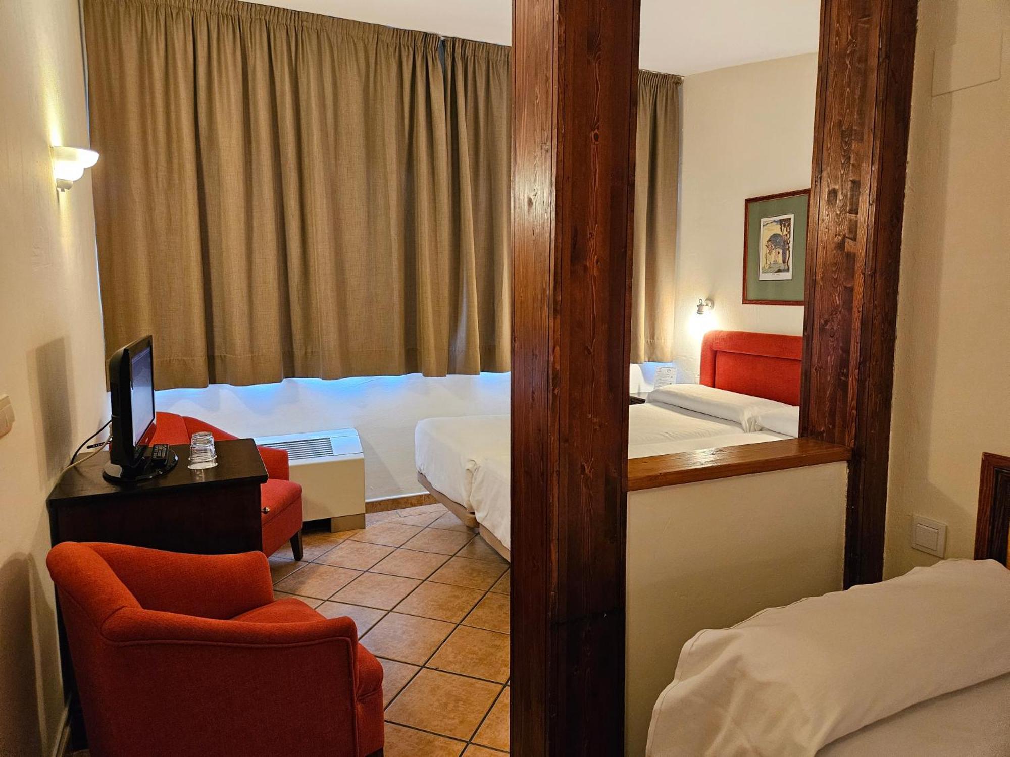 Triple Room (2 Adults + 1 Child)