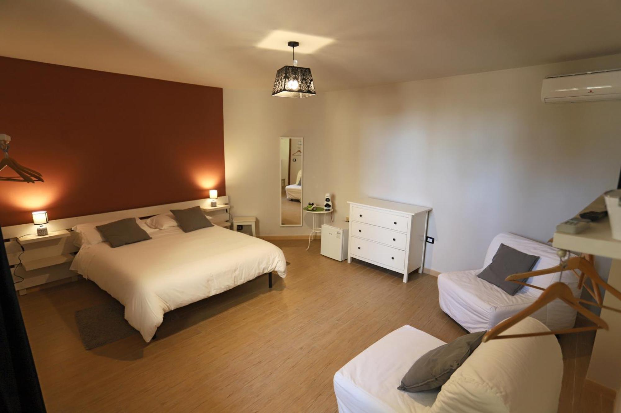 Triple Room,1571359838:JPEG