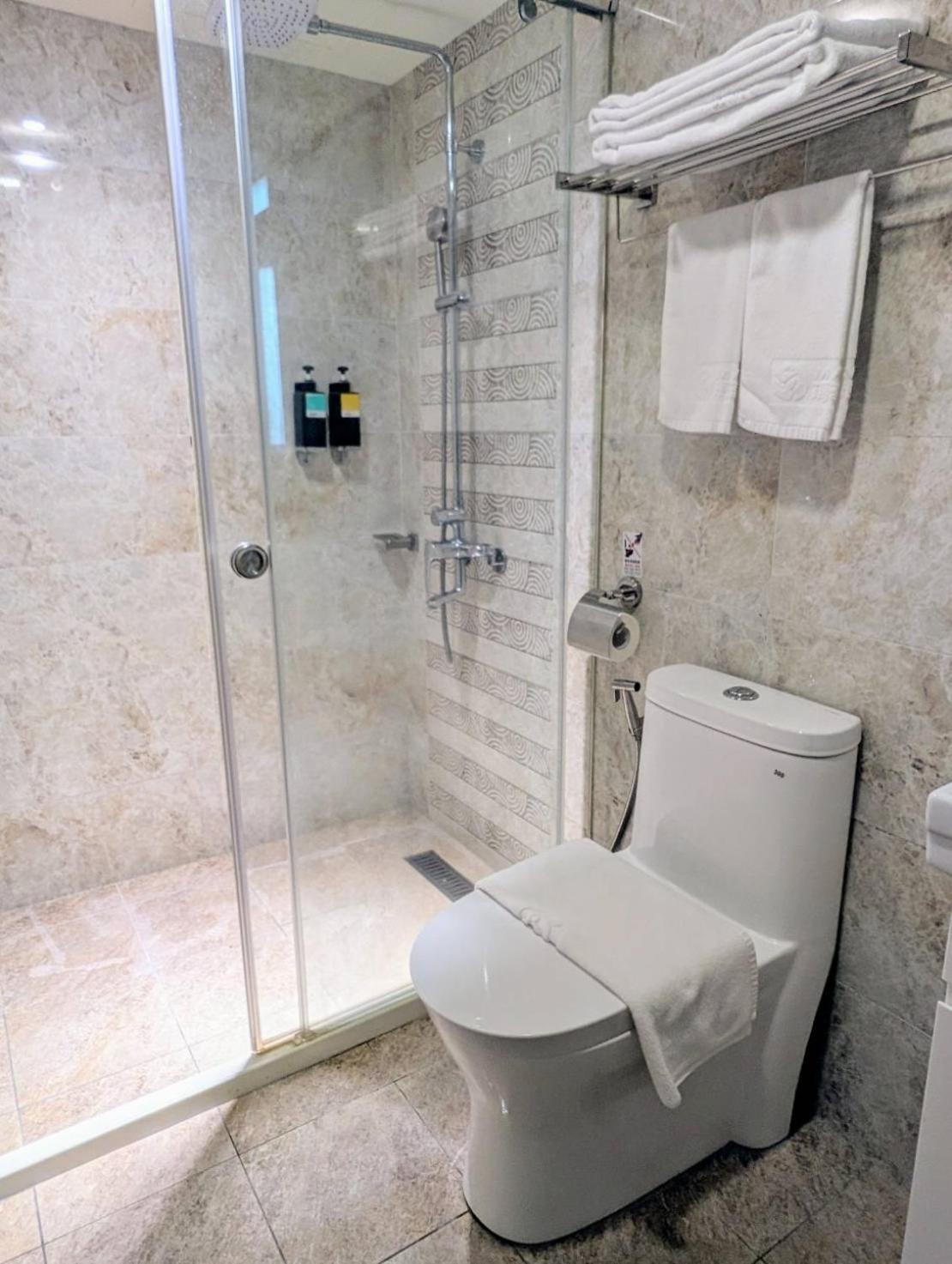 Standard Double Room No Window