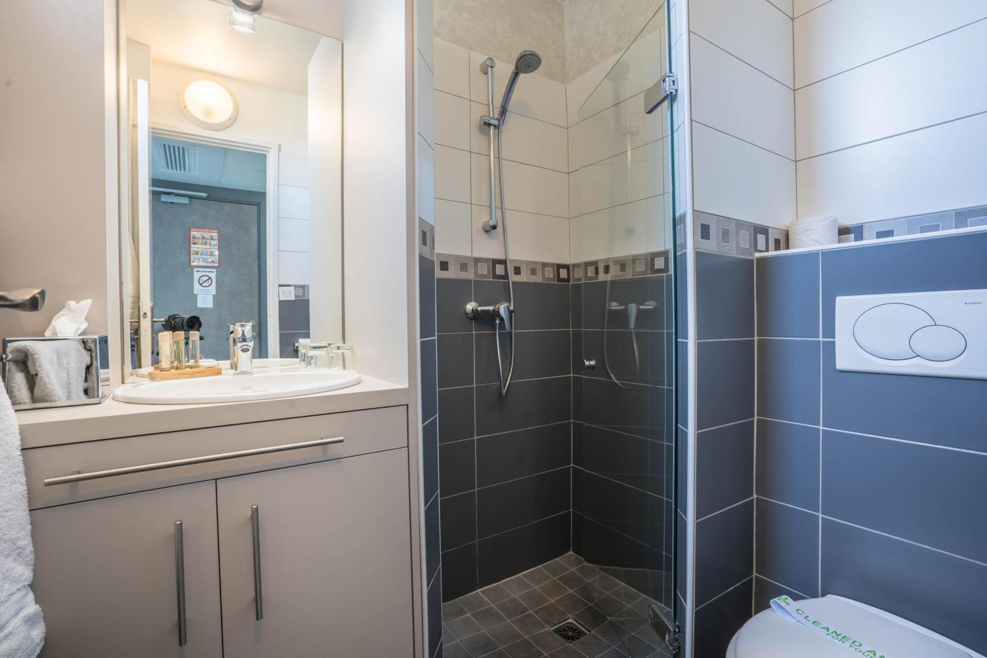 Triple room without balcony - panoramic sea view - First floor